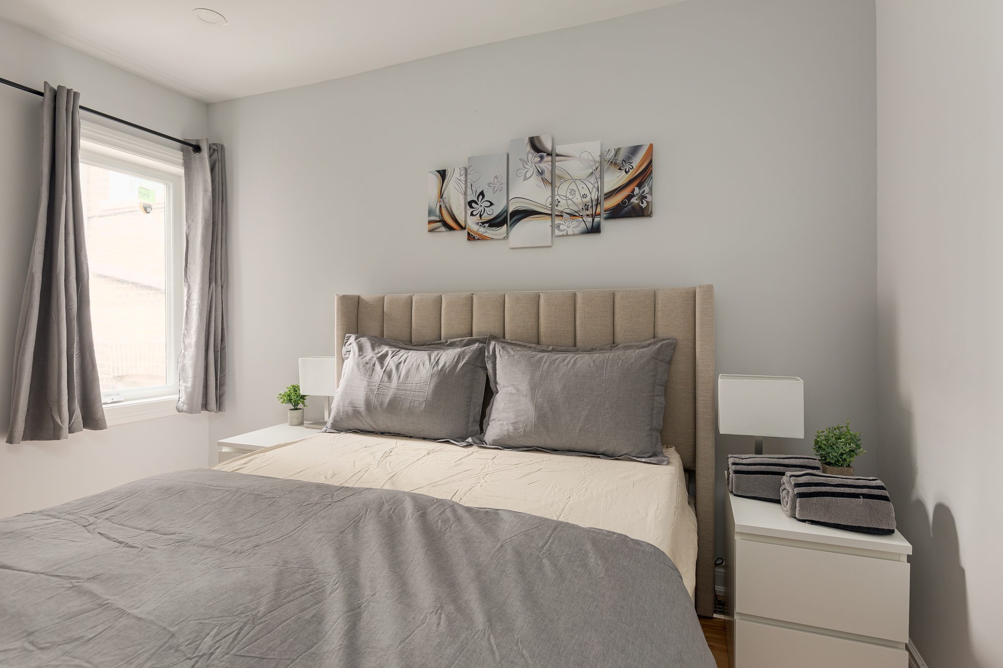 Toronto property showcase — delivered property photograph 28