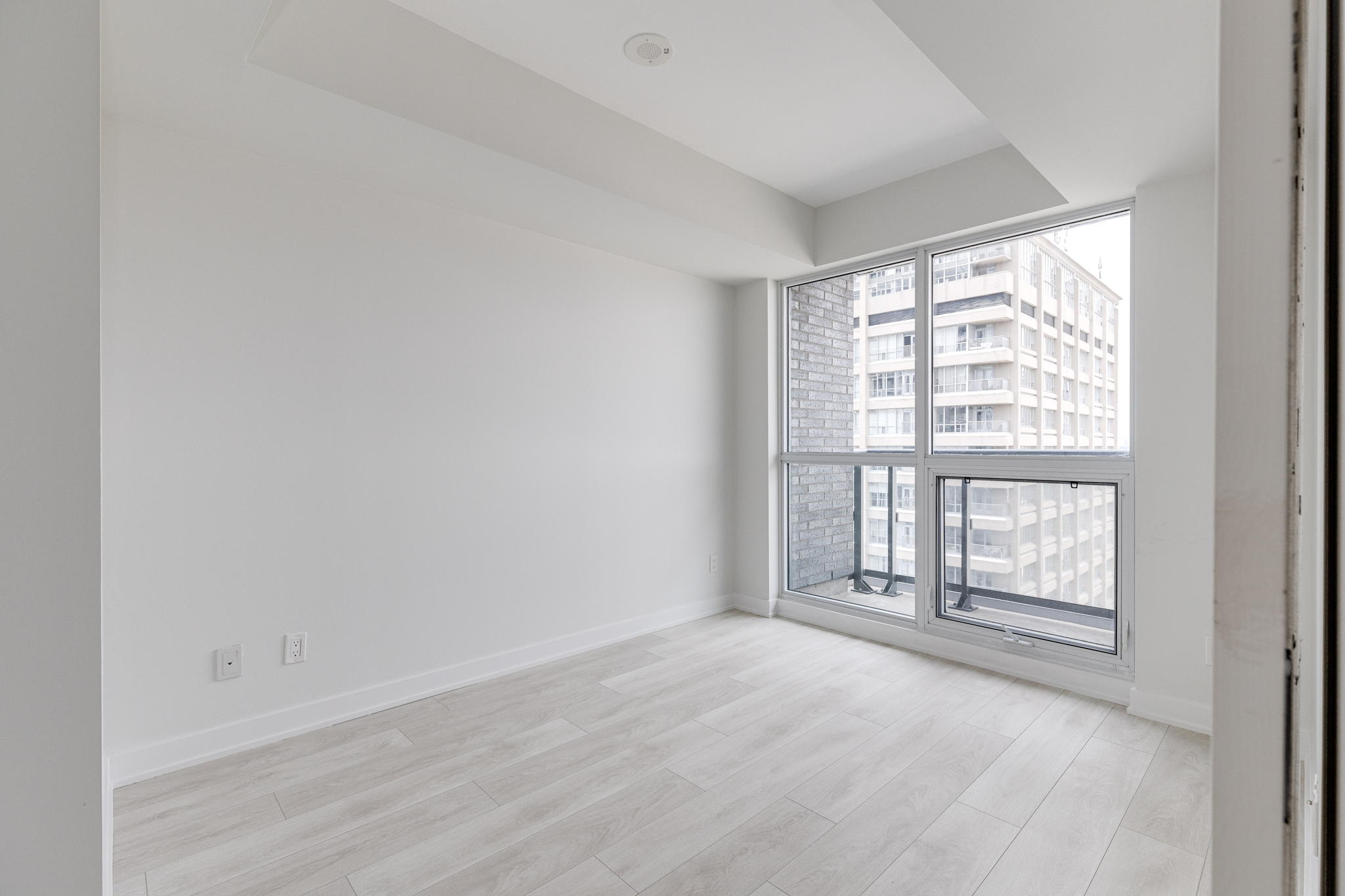 Toronto property showcase — delivered property photograph 20
