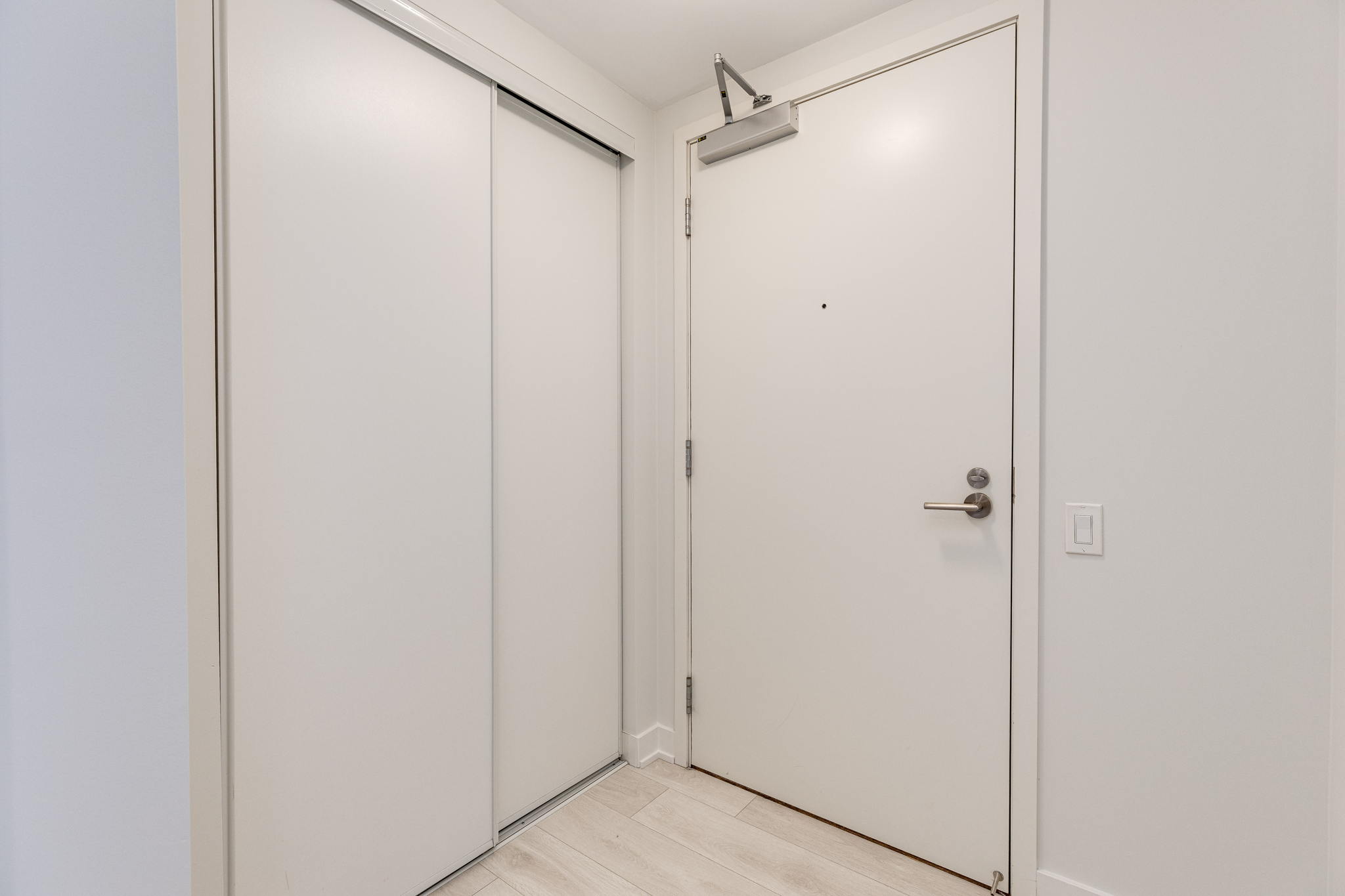 Toronto property showcase — delivered property photograph 27