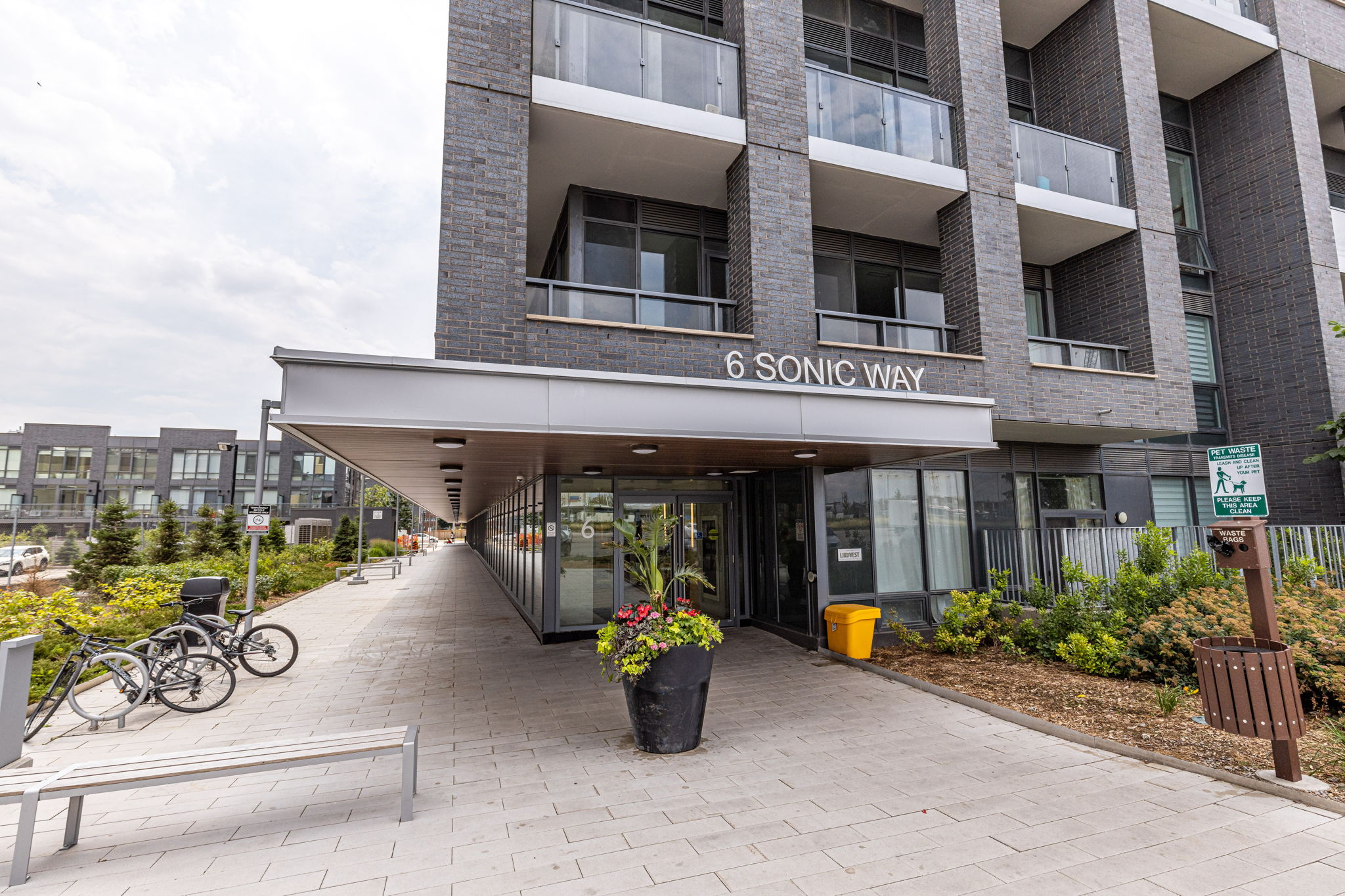 Toronto property showcase — delivered property photograph 4