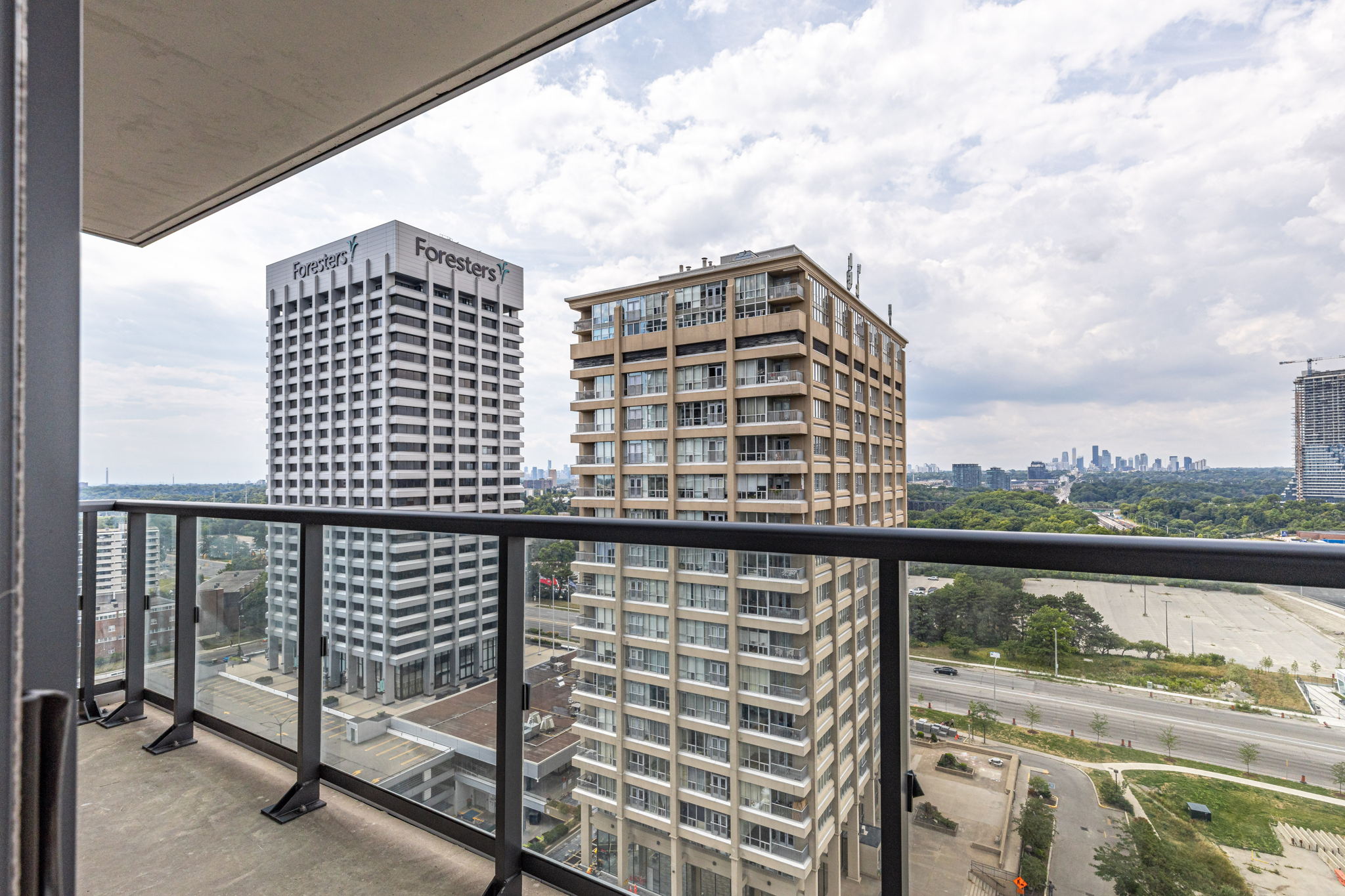Toronto property showcase — delivered property photograph 28