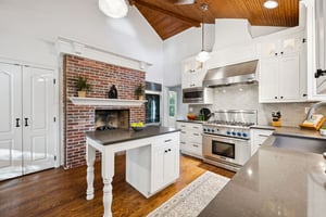 Gas Fireplace & Top-of-the-Line Appliances