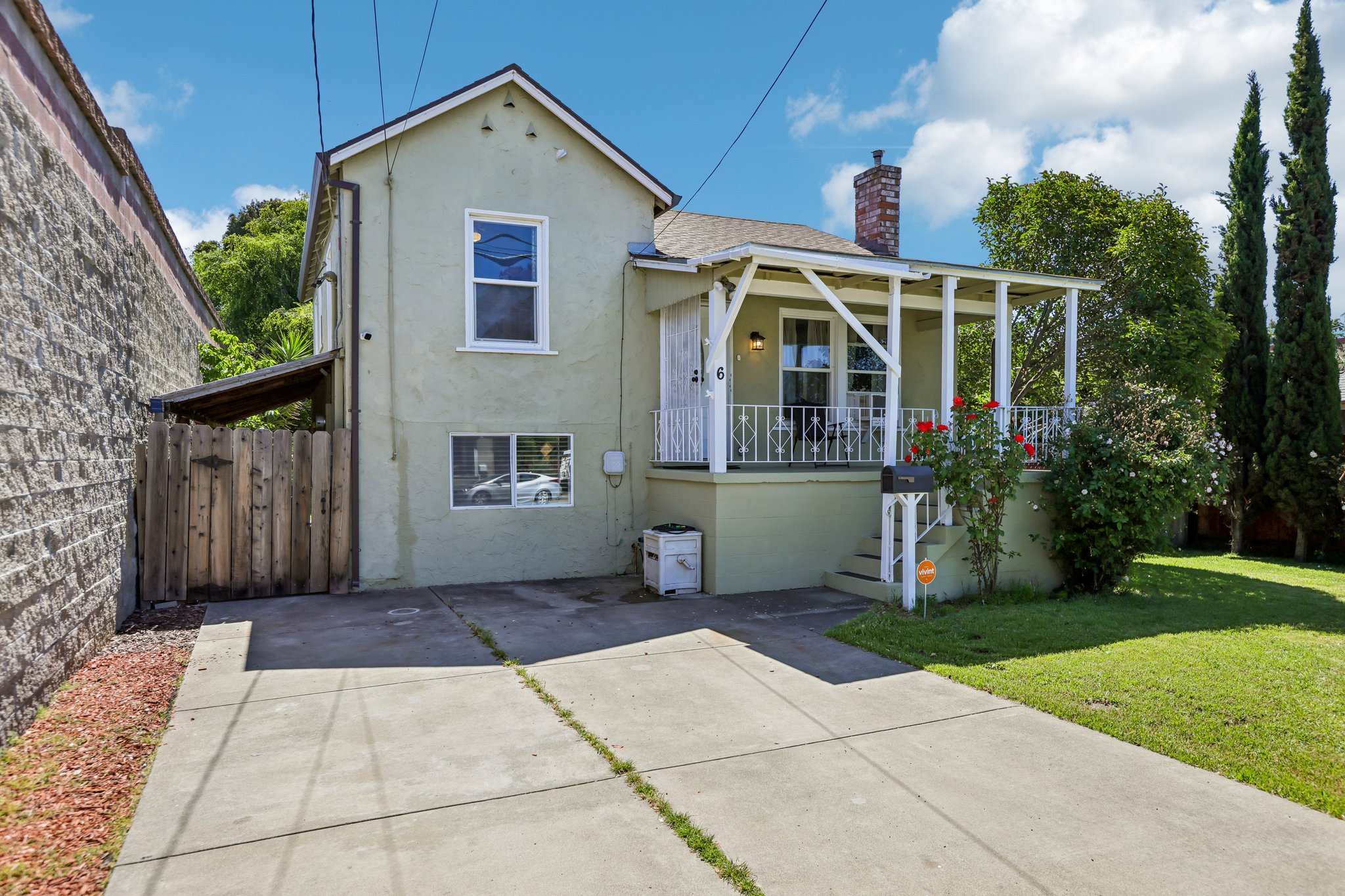 Spruce St-S1505-003.jpg