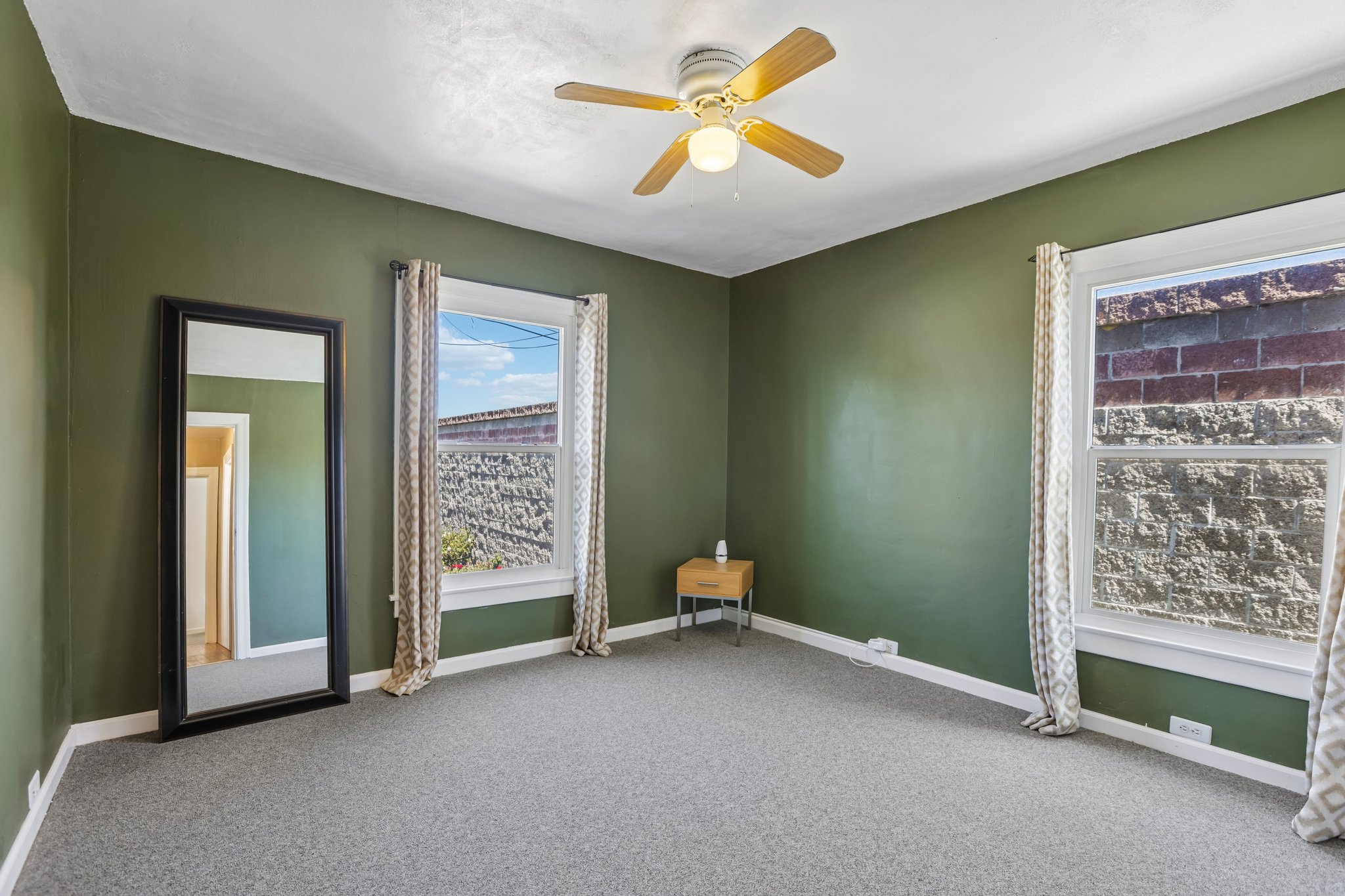Spruce St-S1505-020.jpg