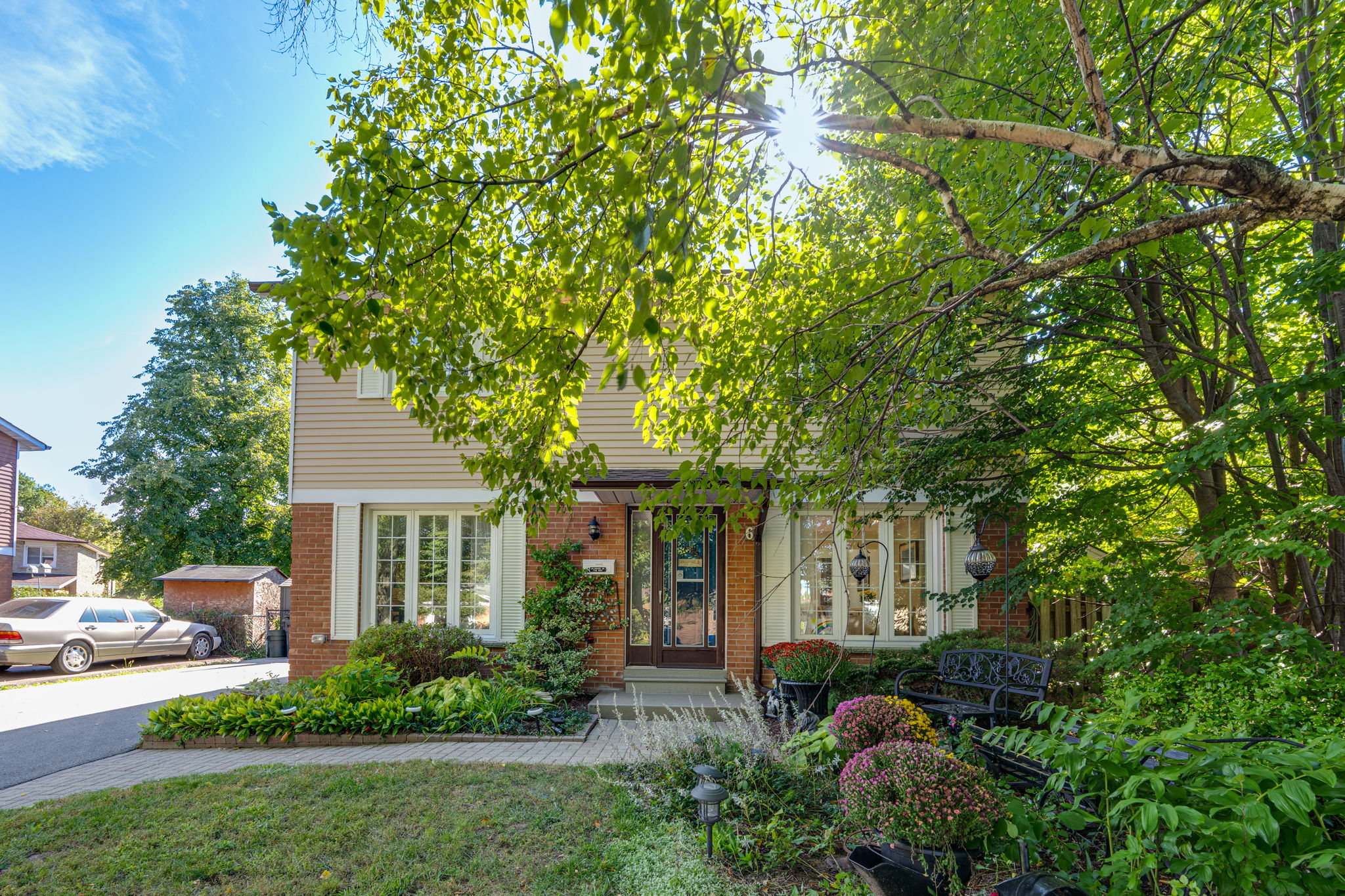 6 Stanbridge Ct Toronto, ON M1B 2S5