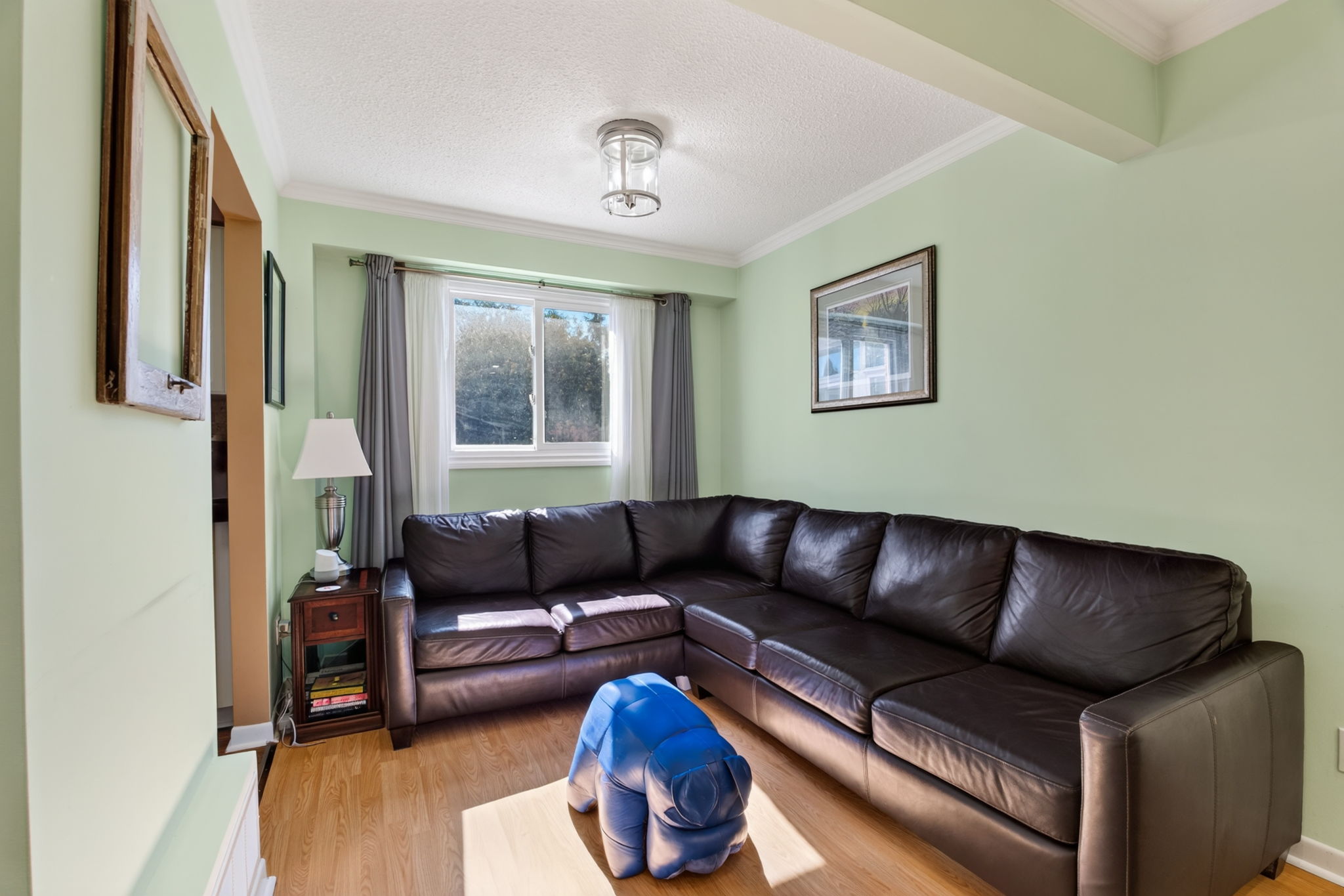 6 Stanbridge Ct Toronto, ON M1B 2S5