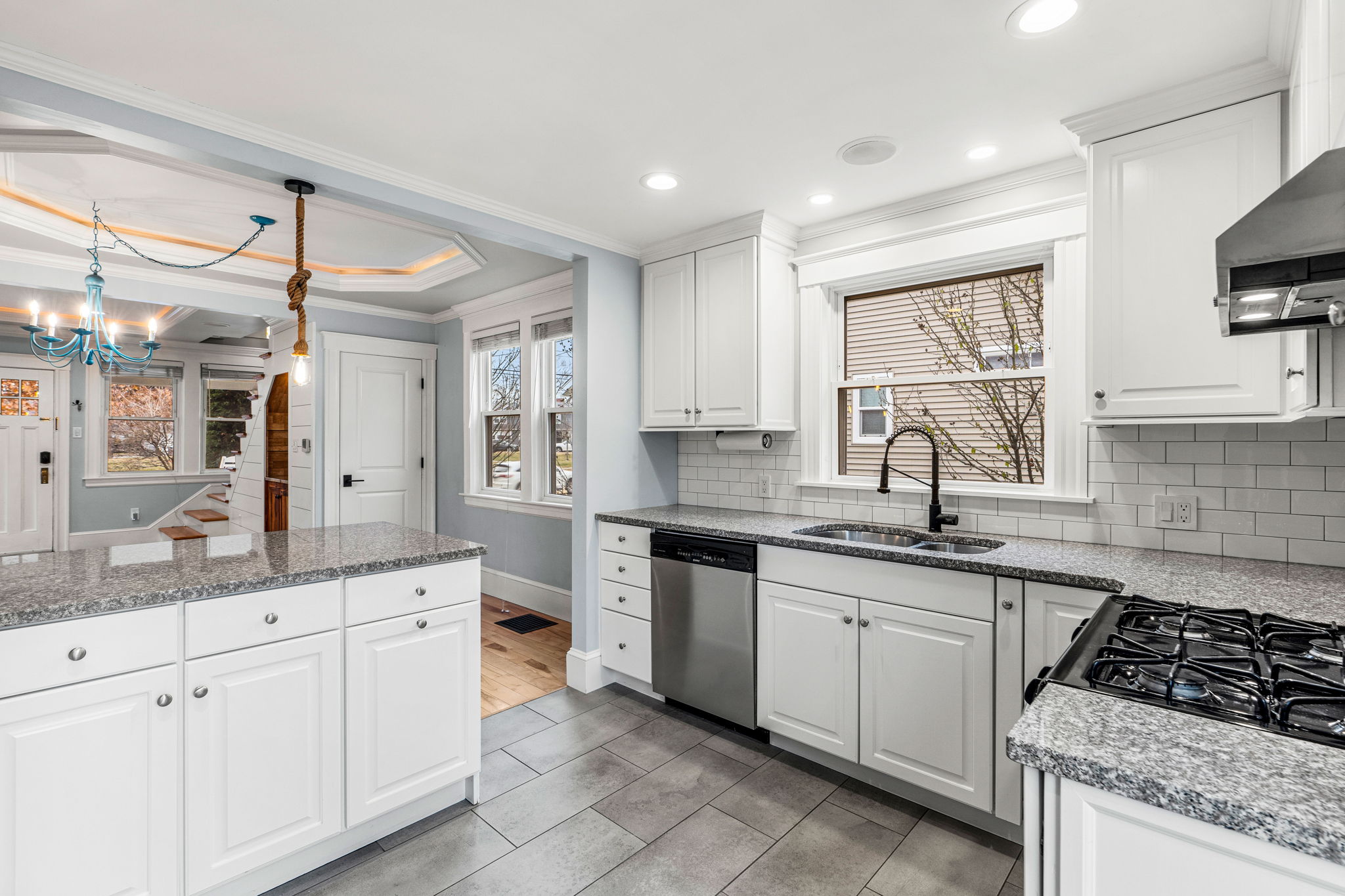 6 Storey Ave, Newburyport, MA 01950, USA Photo 22