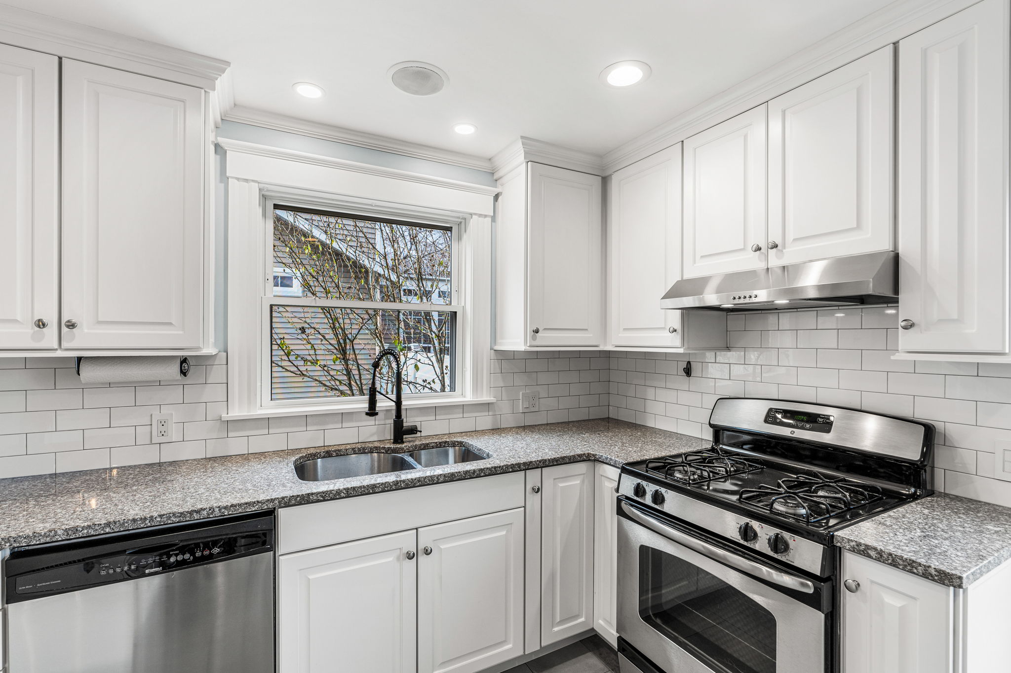 6 Storey Ave, Newburyport, MA 01950, USA Photo 53