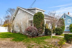 6 Storey Ave, Newburyport, MA 01950, USA Photo 2