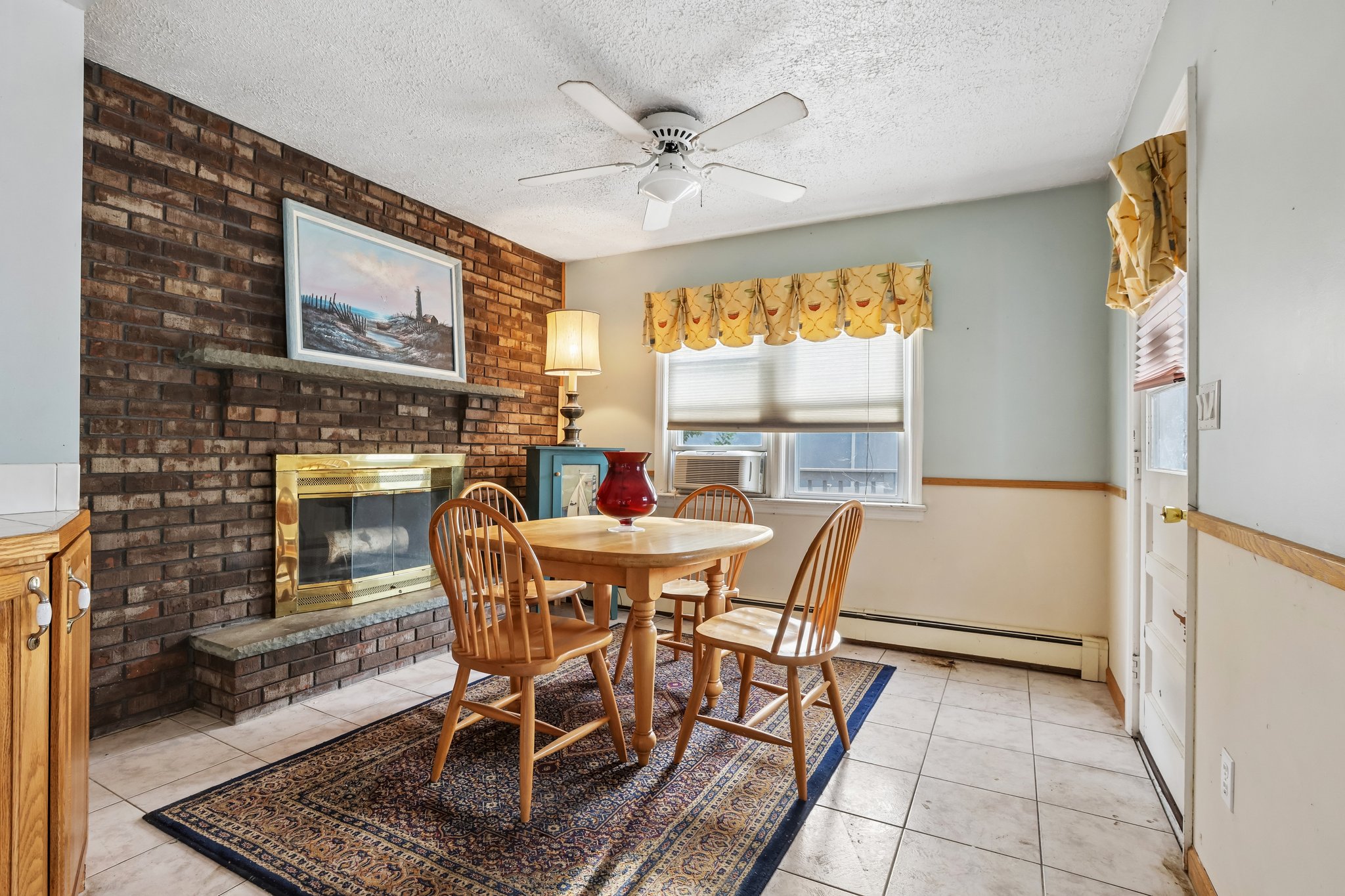 Summit Ave-S2609-013.jpg