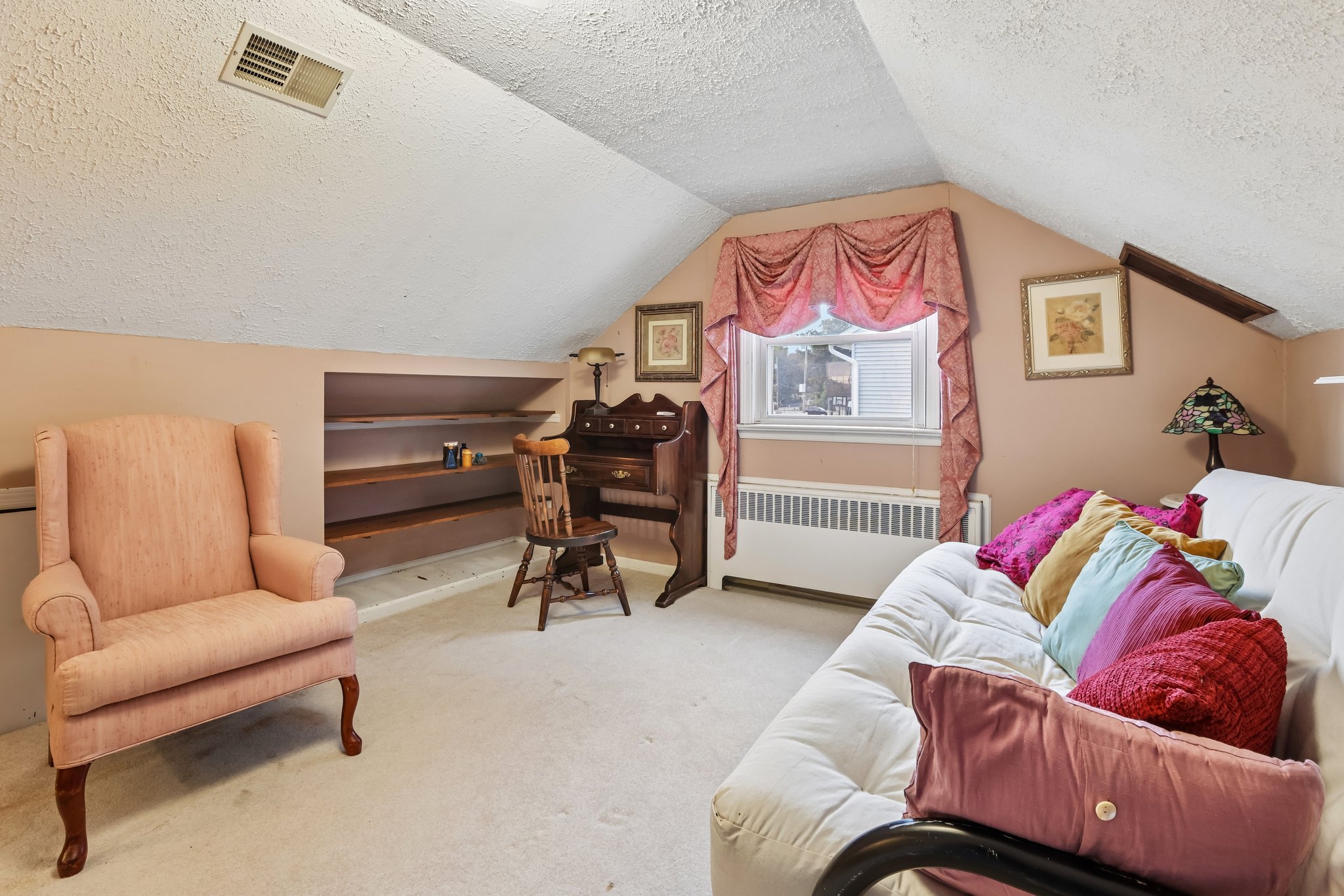 Summit Ave-S2609-028.jpg