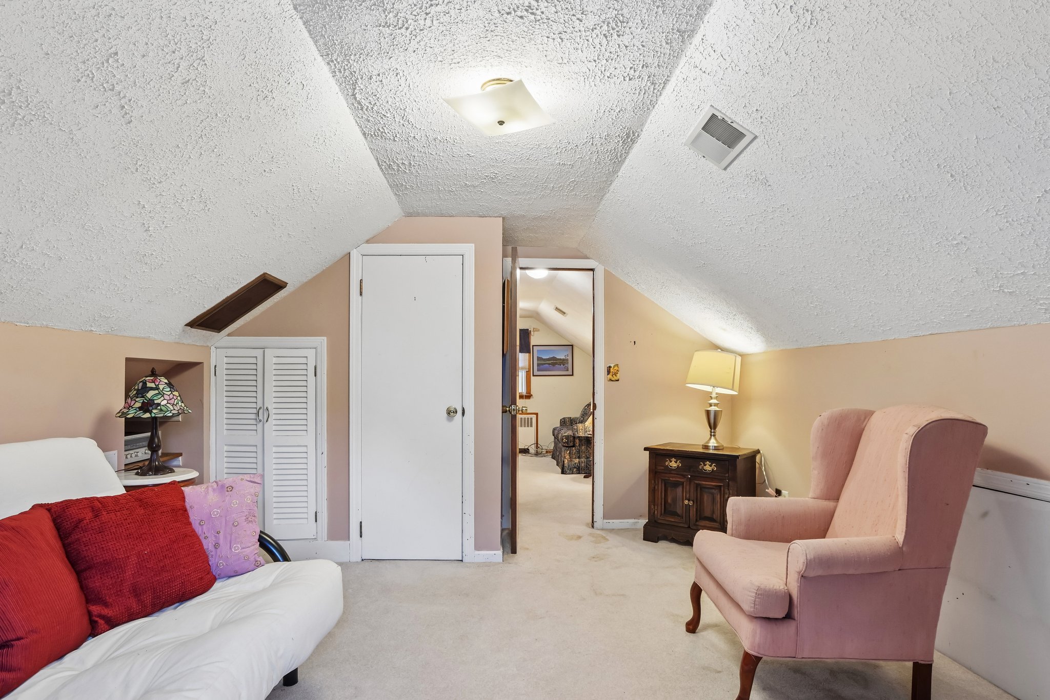Summit Ave-S2609-029.jpg