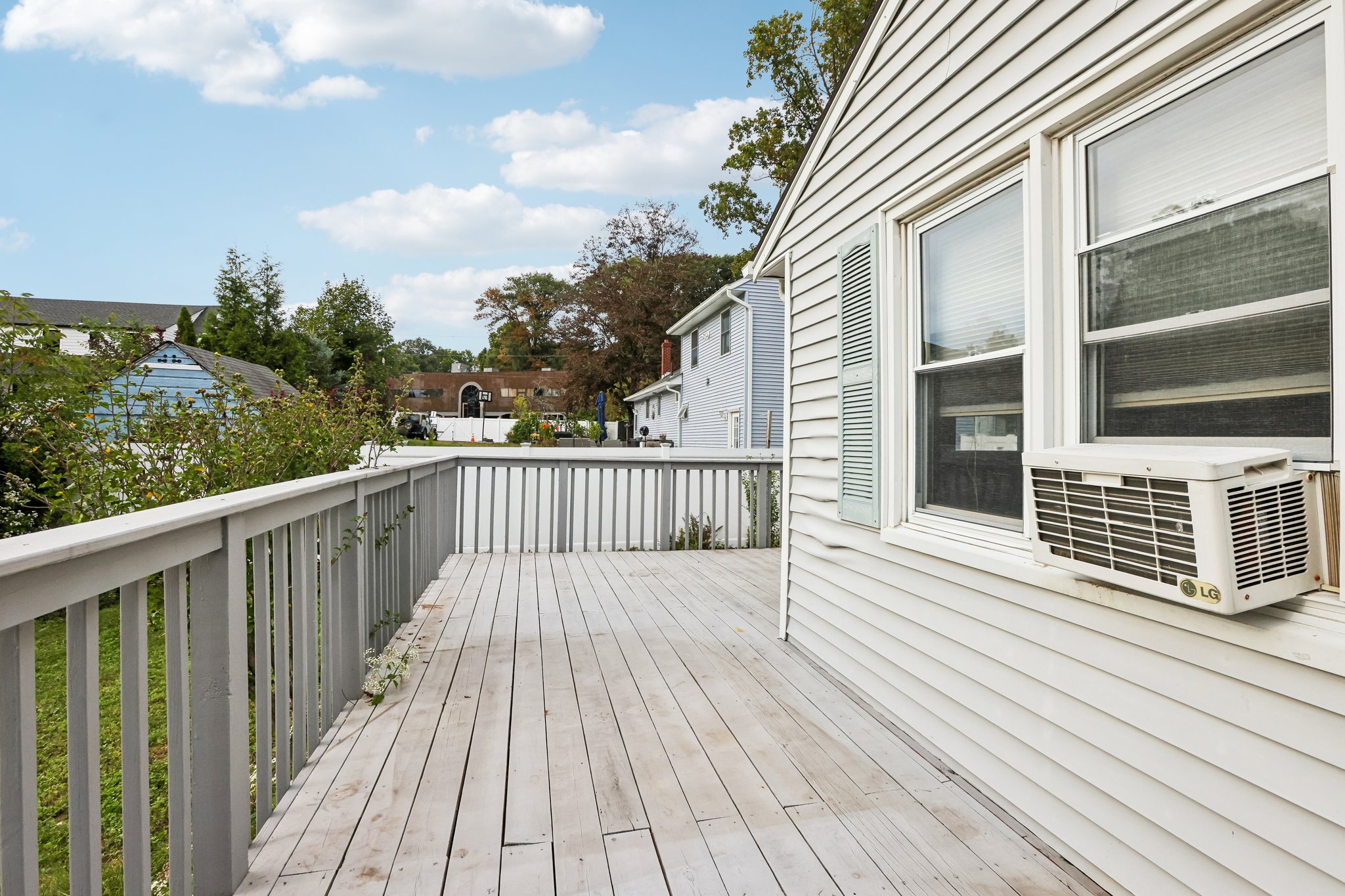 Summit Ave-S2609-045.jpg