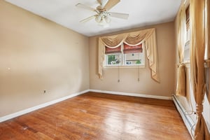 Summit Ave-S2609-024.jpg