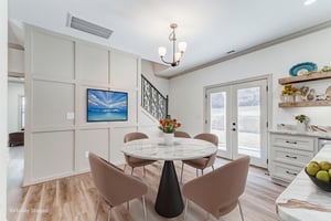 DSC07824_5_6 virtually staged.jpeg