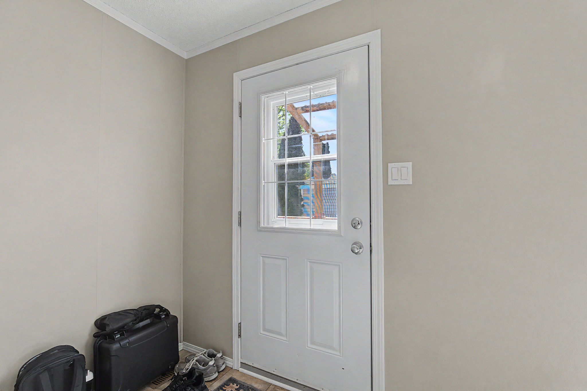  Photo 4