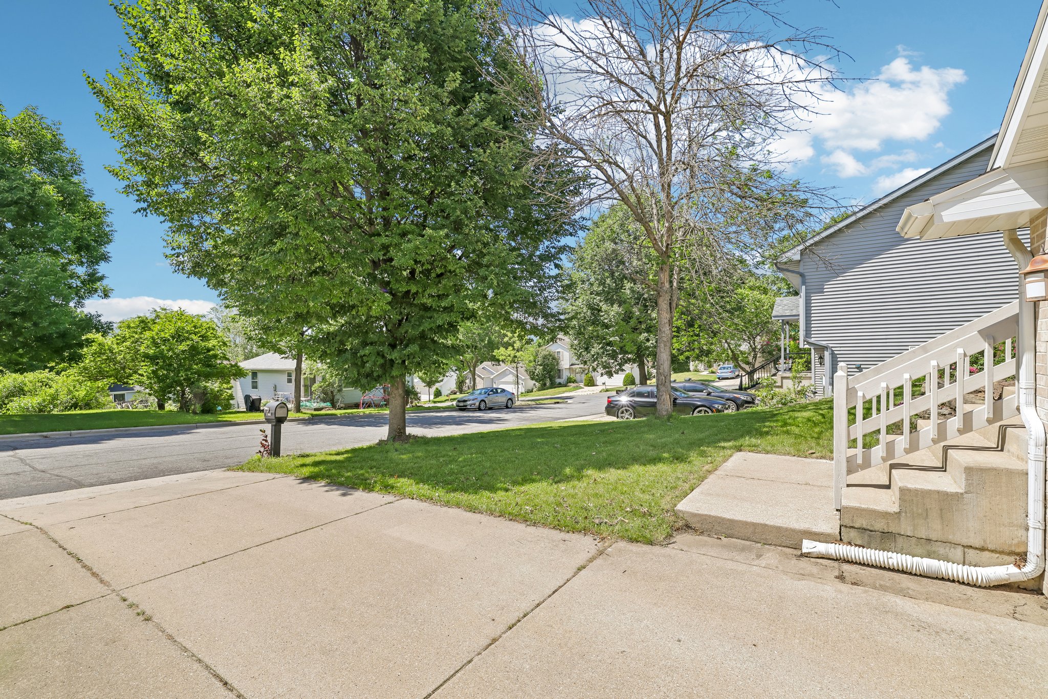 Weir Cir-S1606-005.jpg