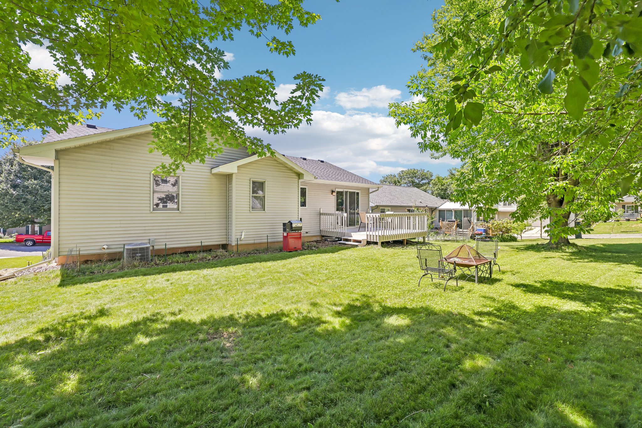 Weir Cir-S1606-034.jpg