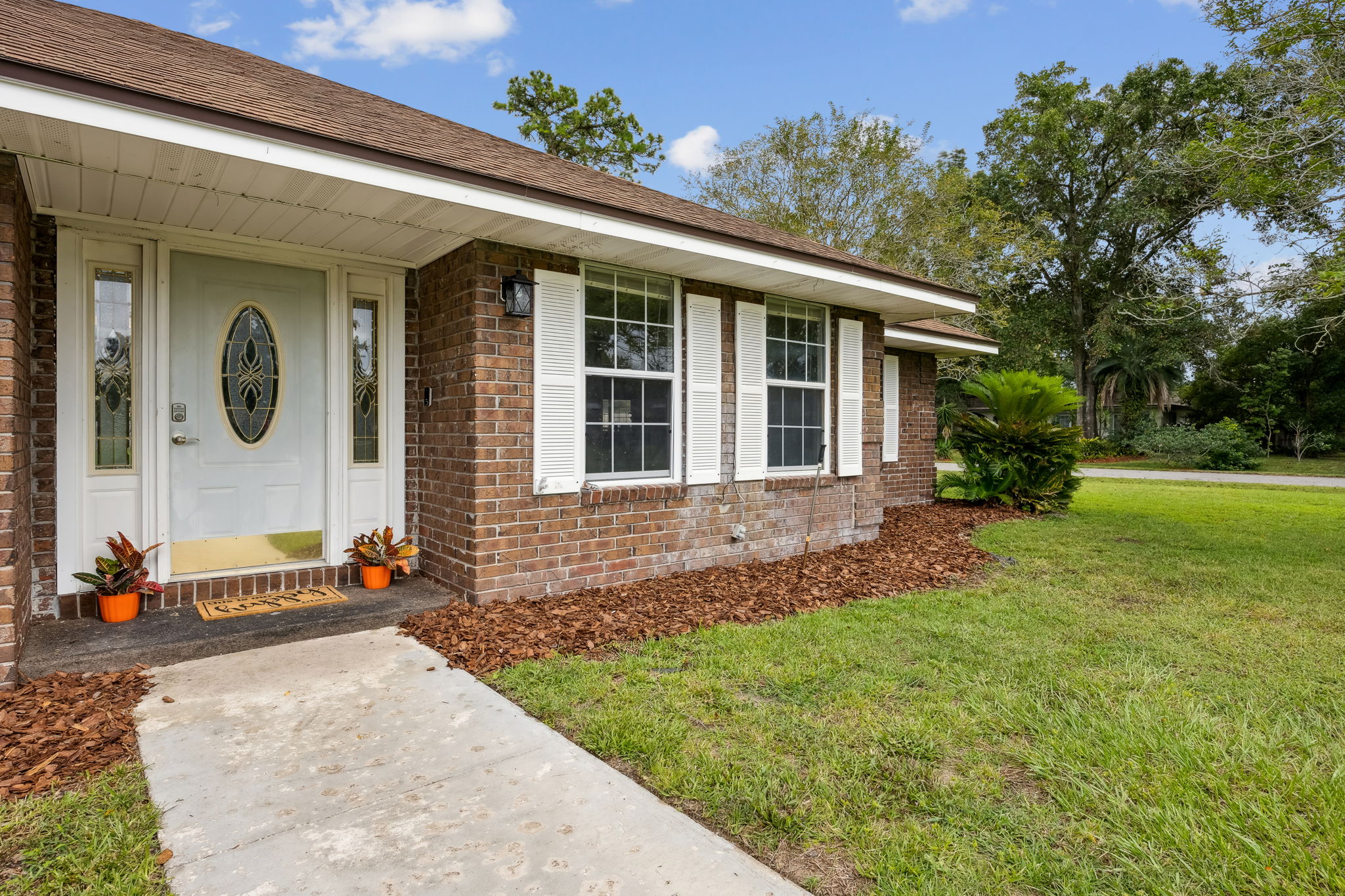 Front Entry Detail