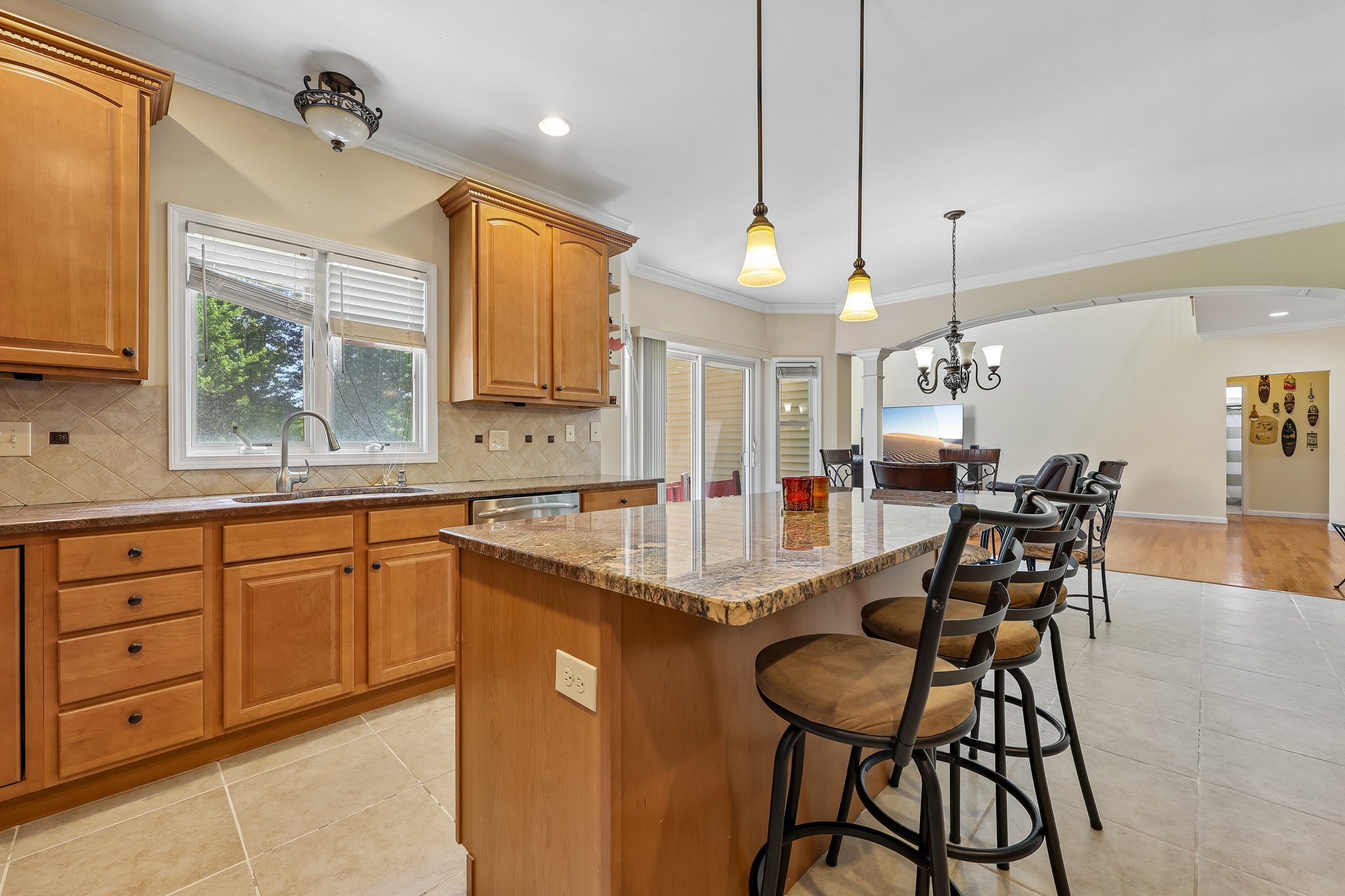 Willow Dr-S1506-023.jpg