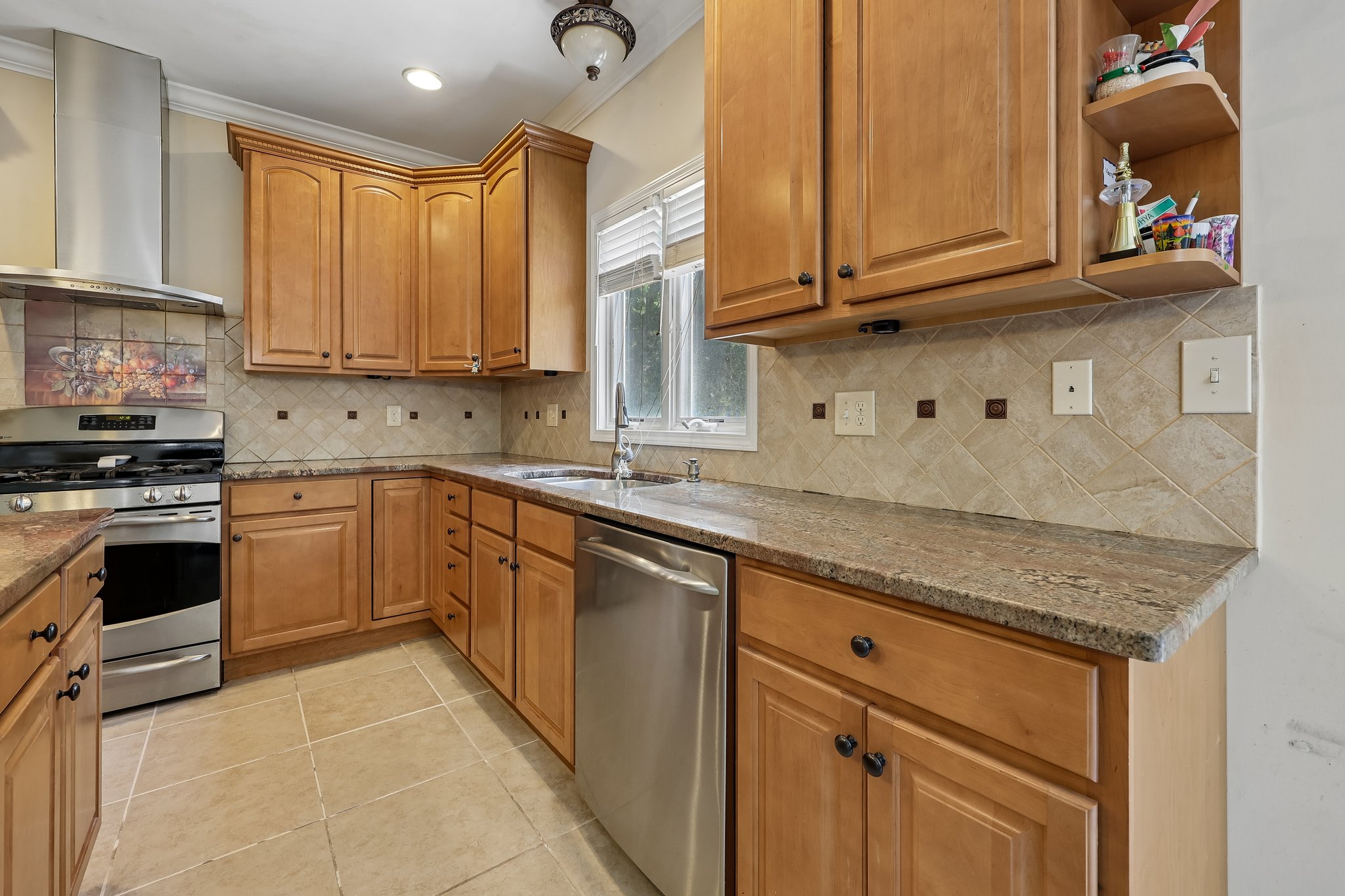 Willow Dr-S1506-028.jpg