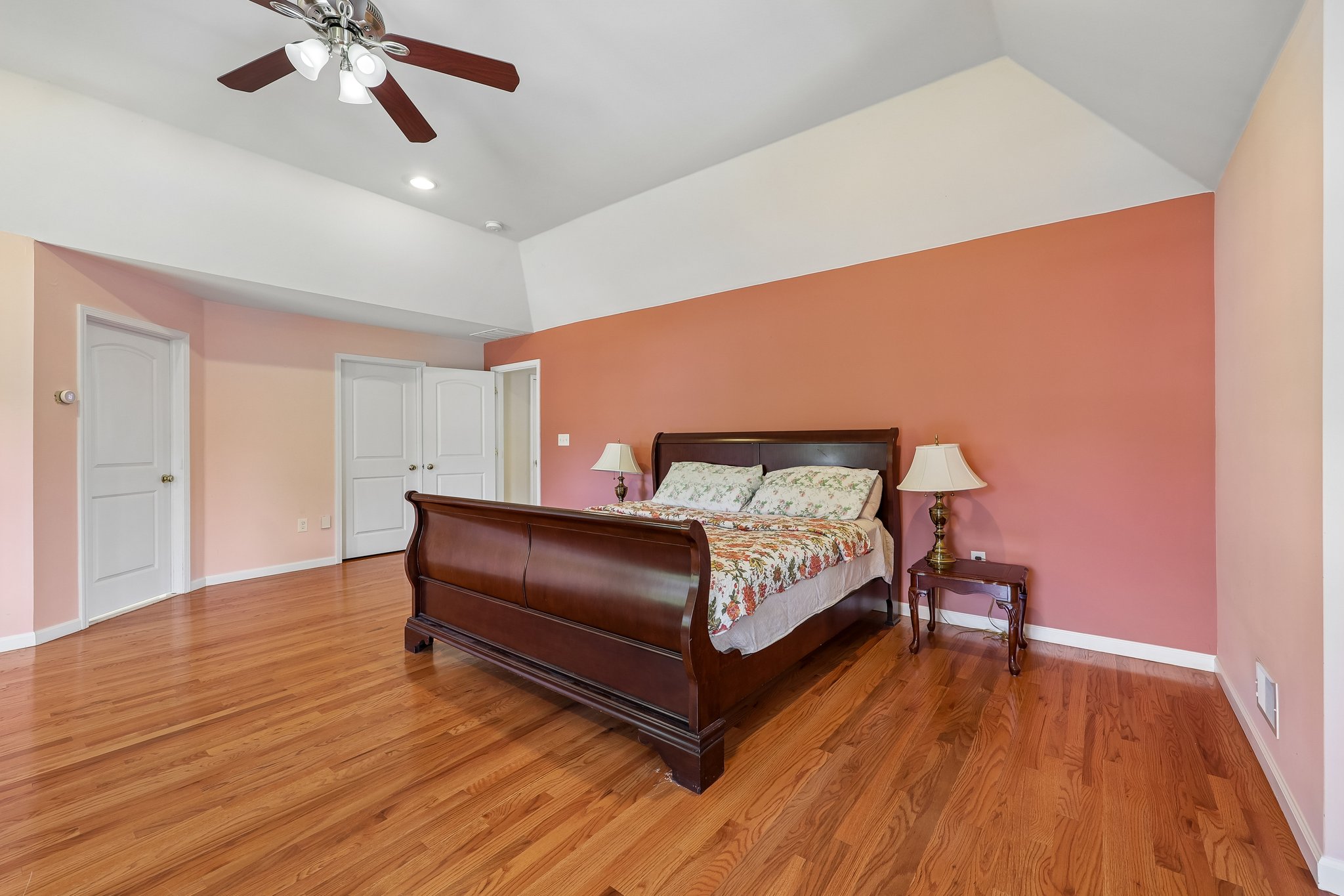 Willow Dr-S1506-046.jpg