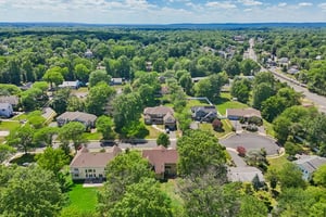 Willow Dr-S1506-074.jpg