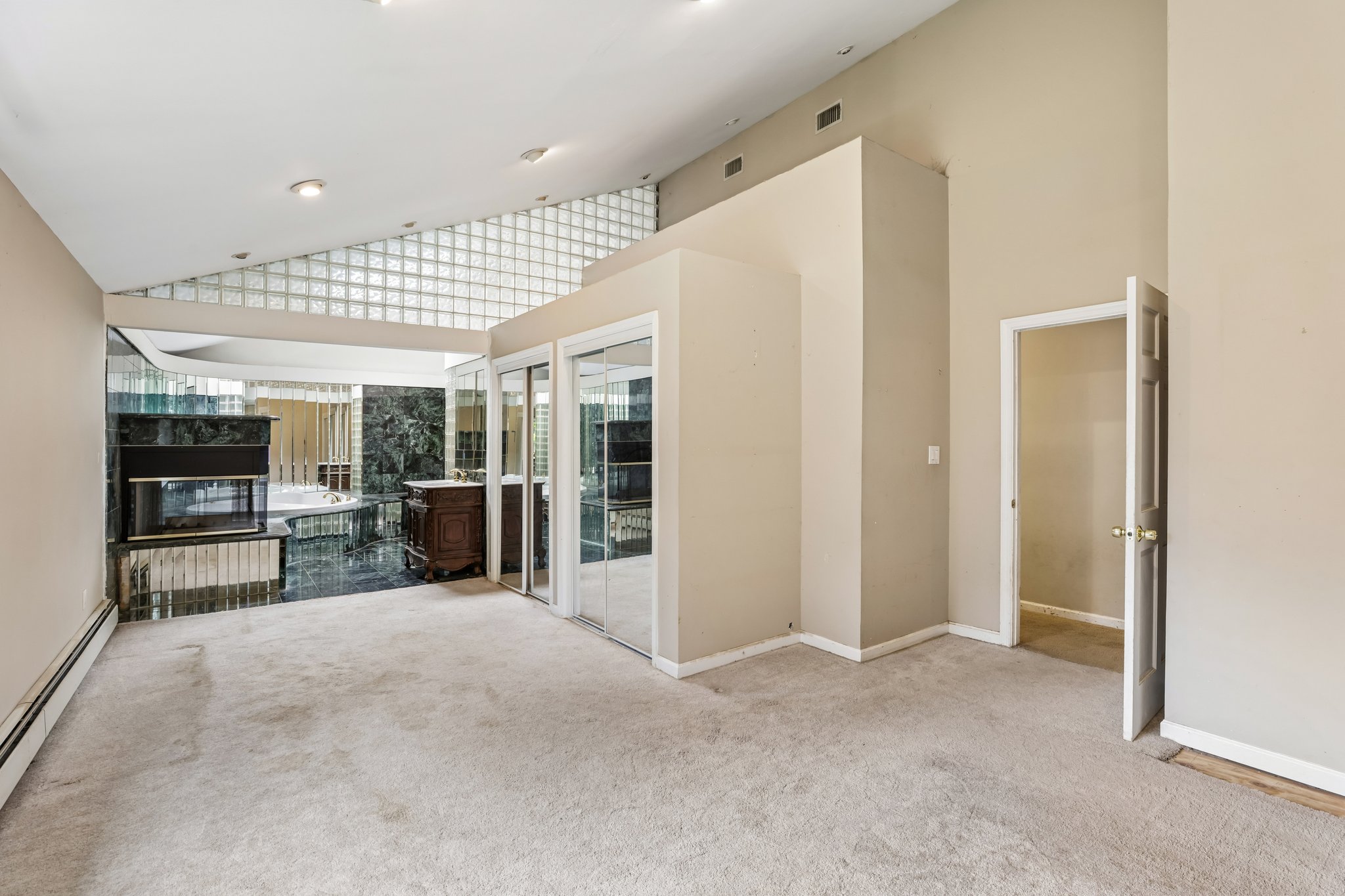 Winfield Dr-S2207-024.jpg