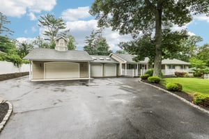 Winfield Dr-S2207-002.jpg