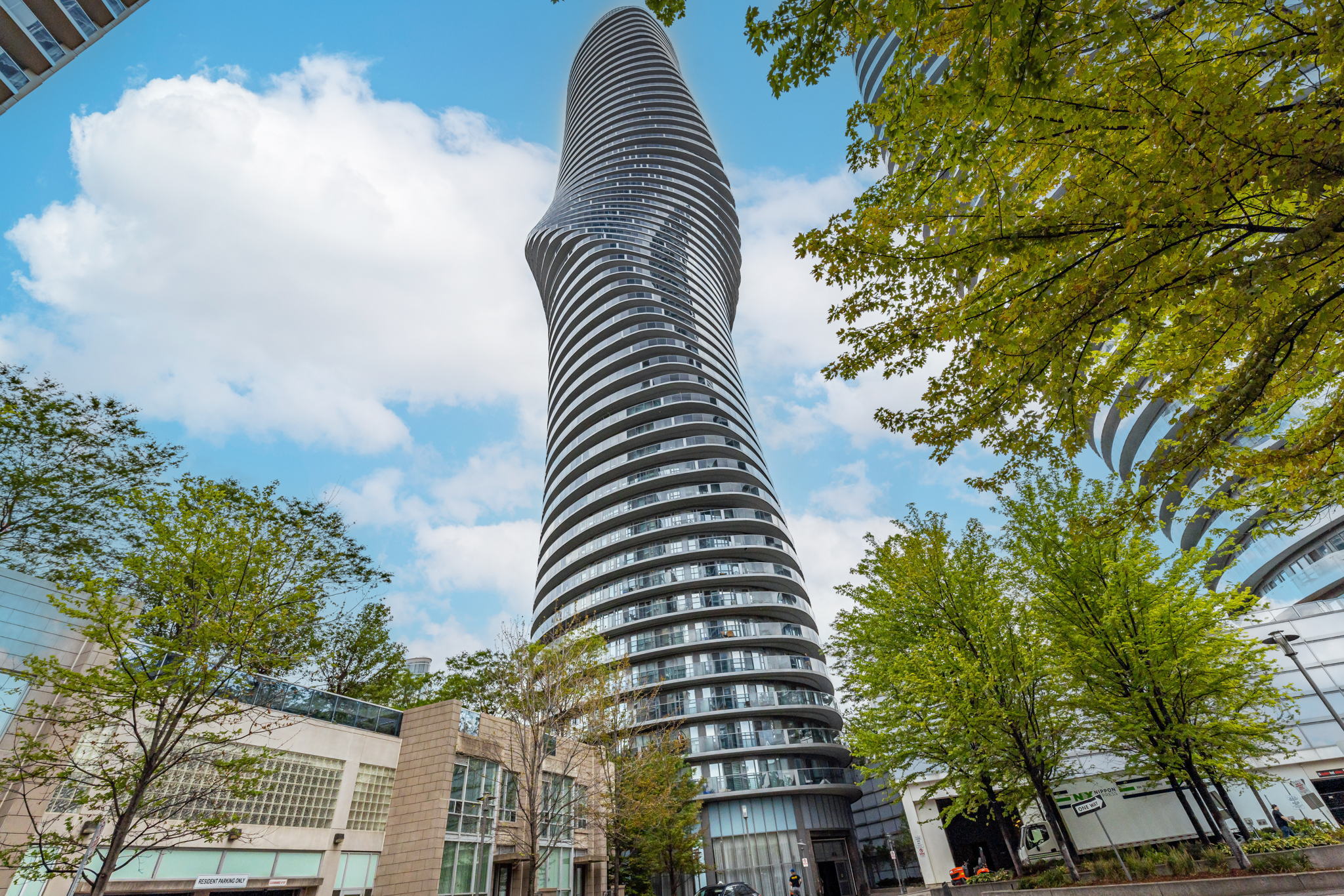 Mississauga property showcase — delivered property photograph 2