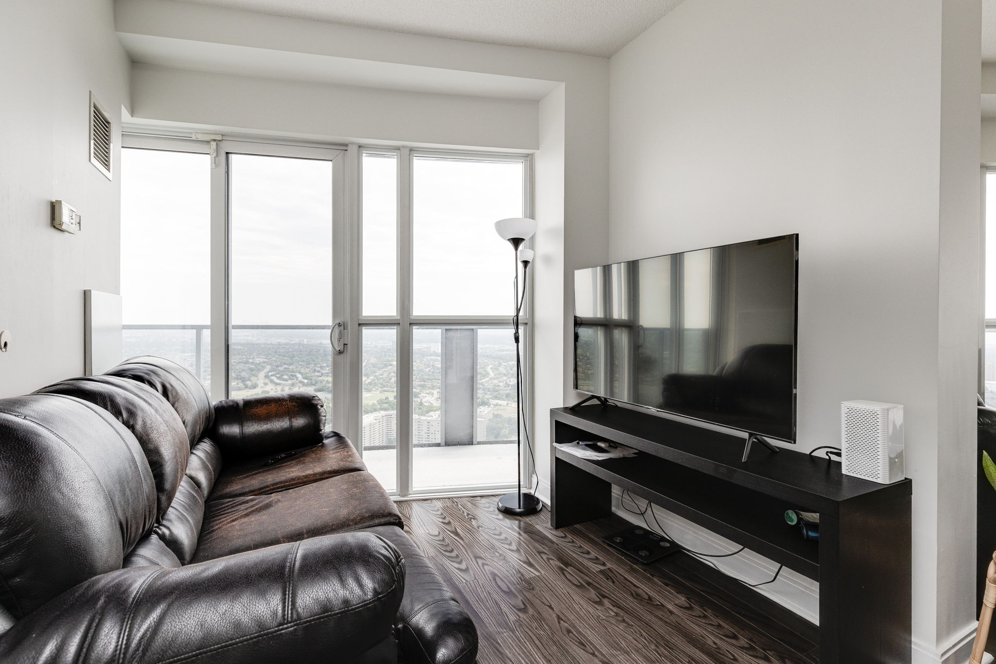 Mississauga property showcase — delivered property photograph 5