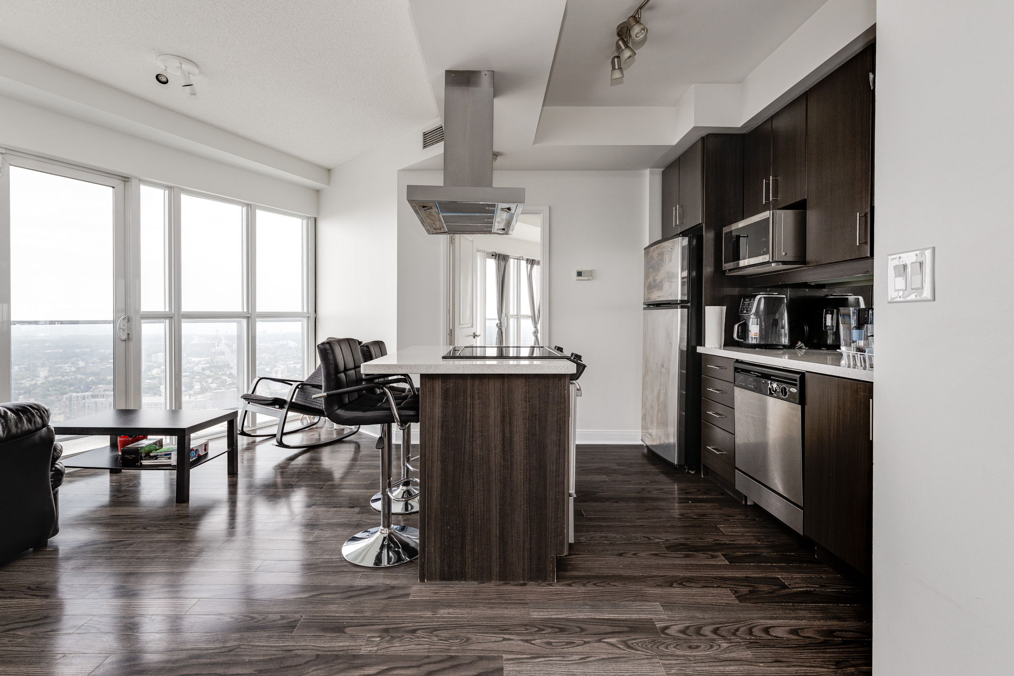 Mississauga property showcase — delivered property photograph 8