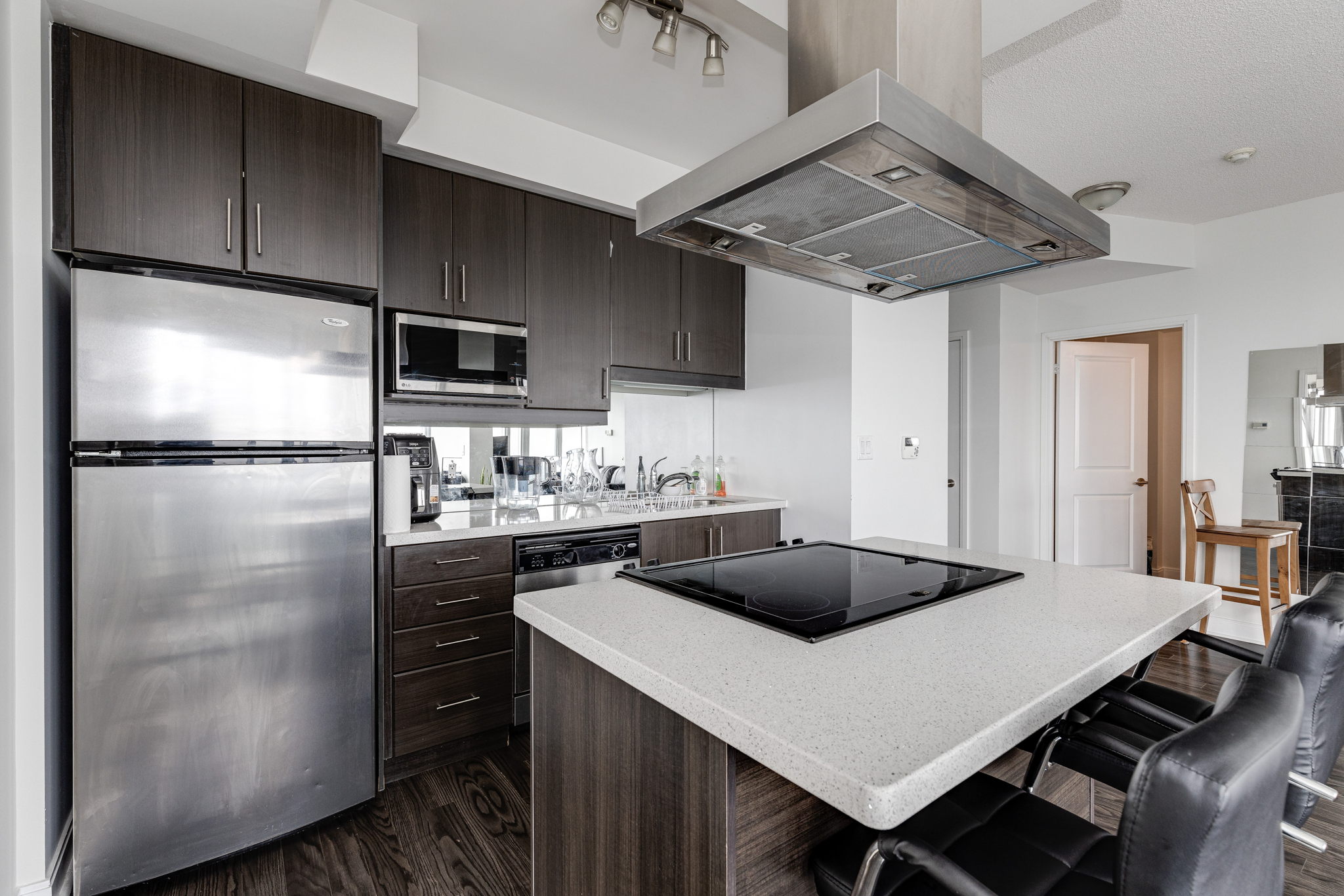 Mississauga property showcase — delivered property photograph 11