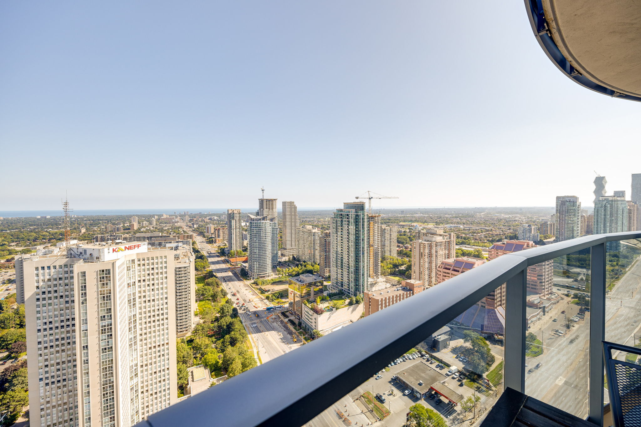 Mississauga property showcase — delivered property photograph 35