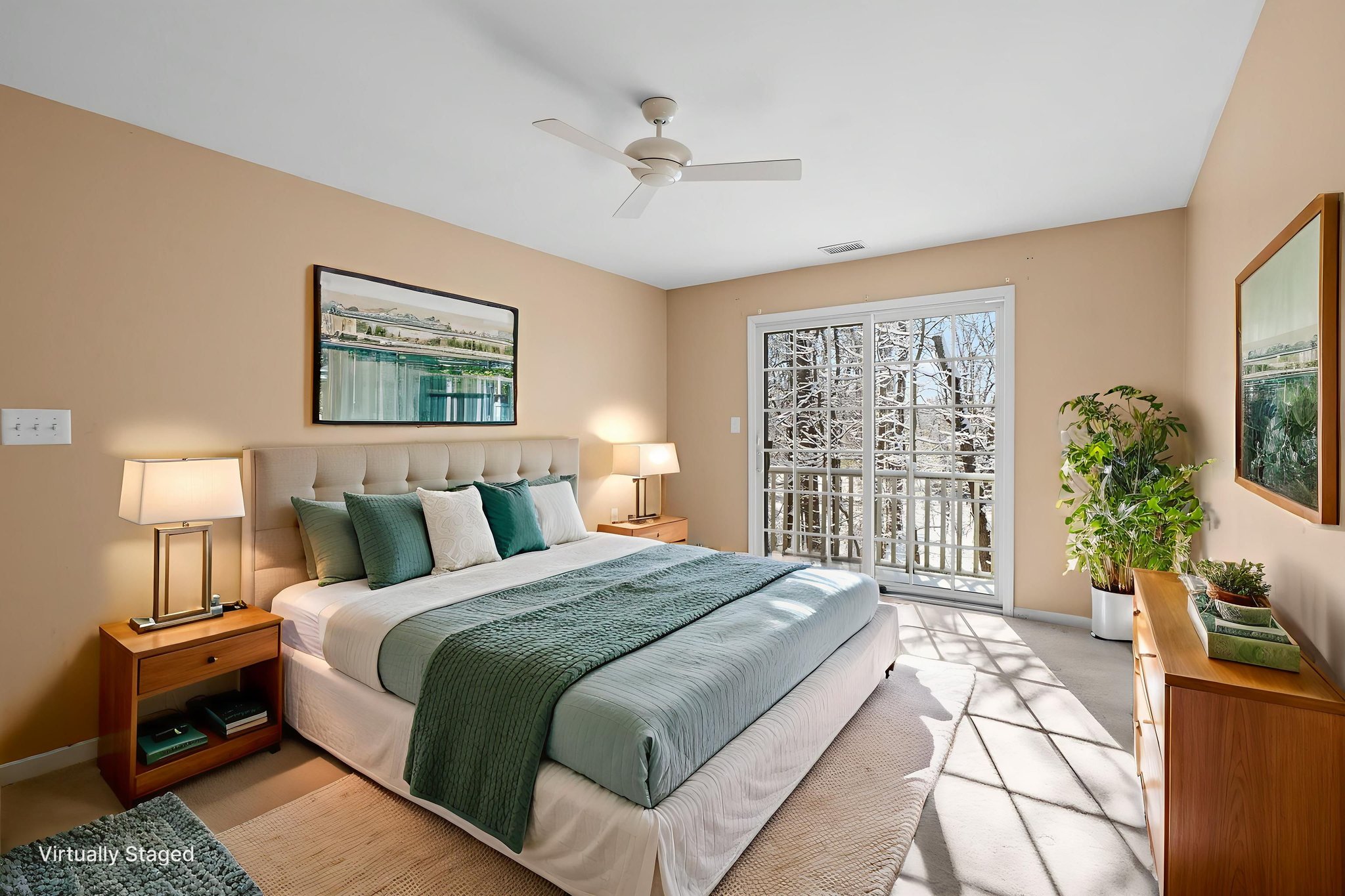 60amber-18 virtually staged.jpeg