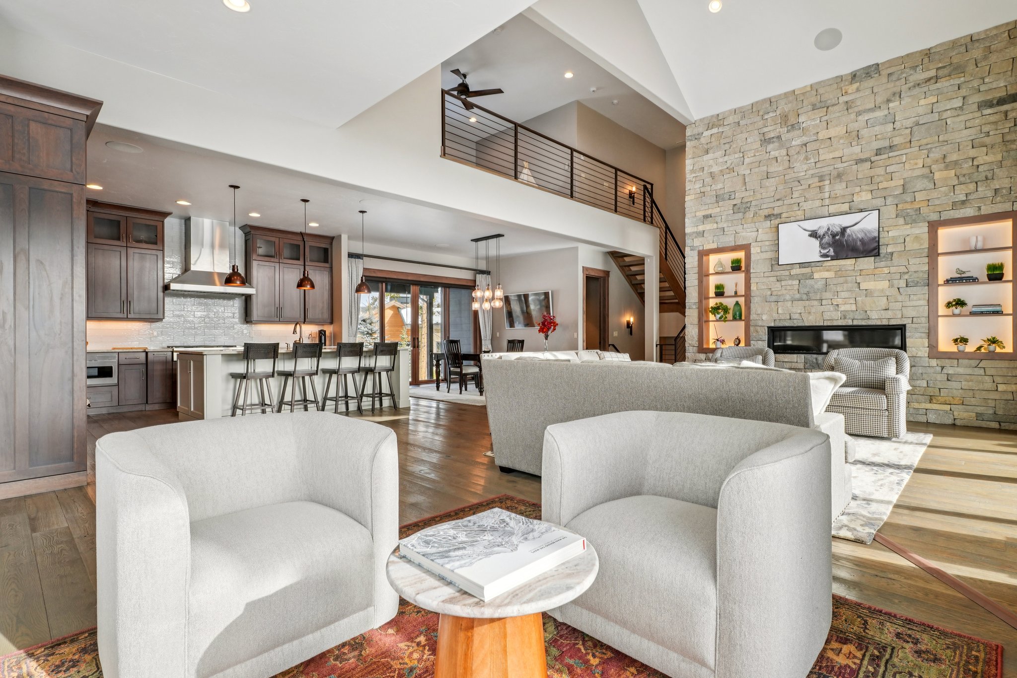 Barton Ridge Dr-S3101-006.jpg