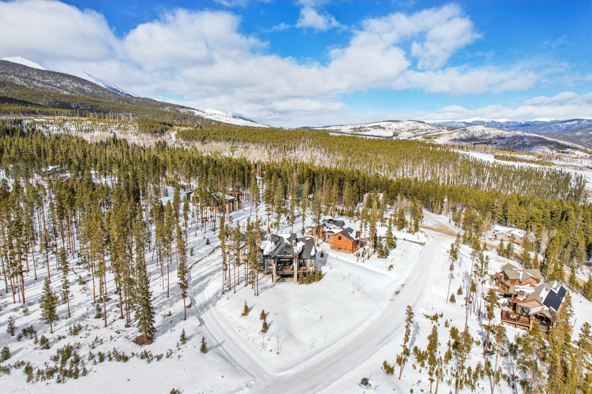 Barton Ridge Dr-S3101-114.jpg