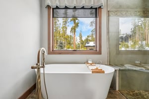 Barton Ridge Dr-S3101-052.jpg