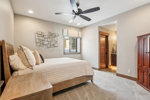 Barton Ridge Dr-S3101-076.jpg