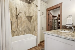 Barton Ridge Dr-S3101-089.jpg