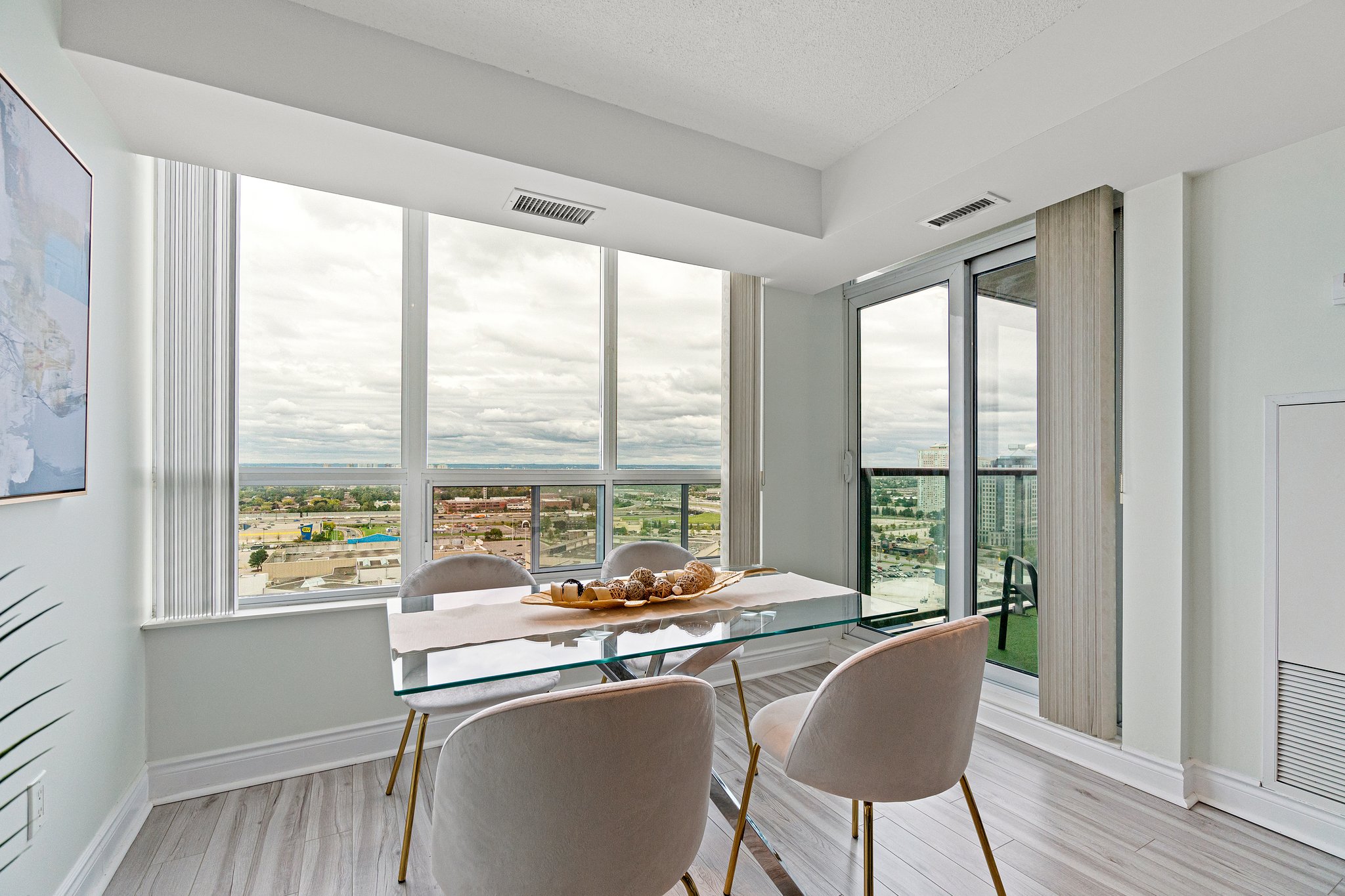 Toronto property showcase — delivered property photograph 6