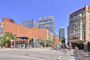  Photo 0