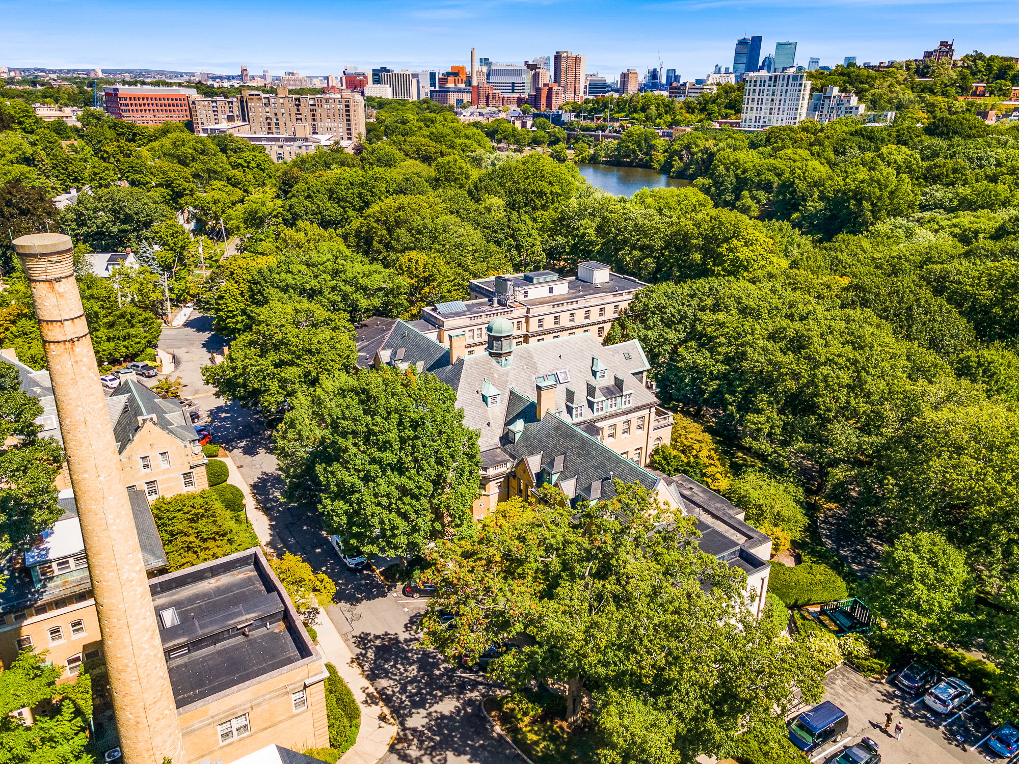 60 Glen Rd, Brookline, MA 02445 Craig Cole Enterprises Co.