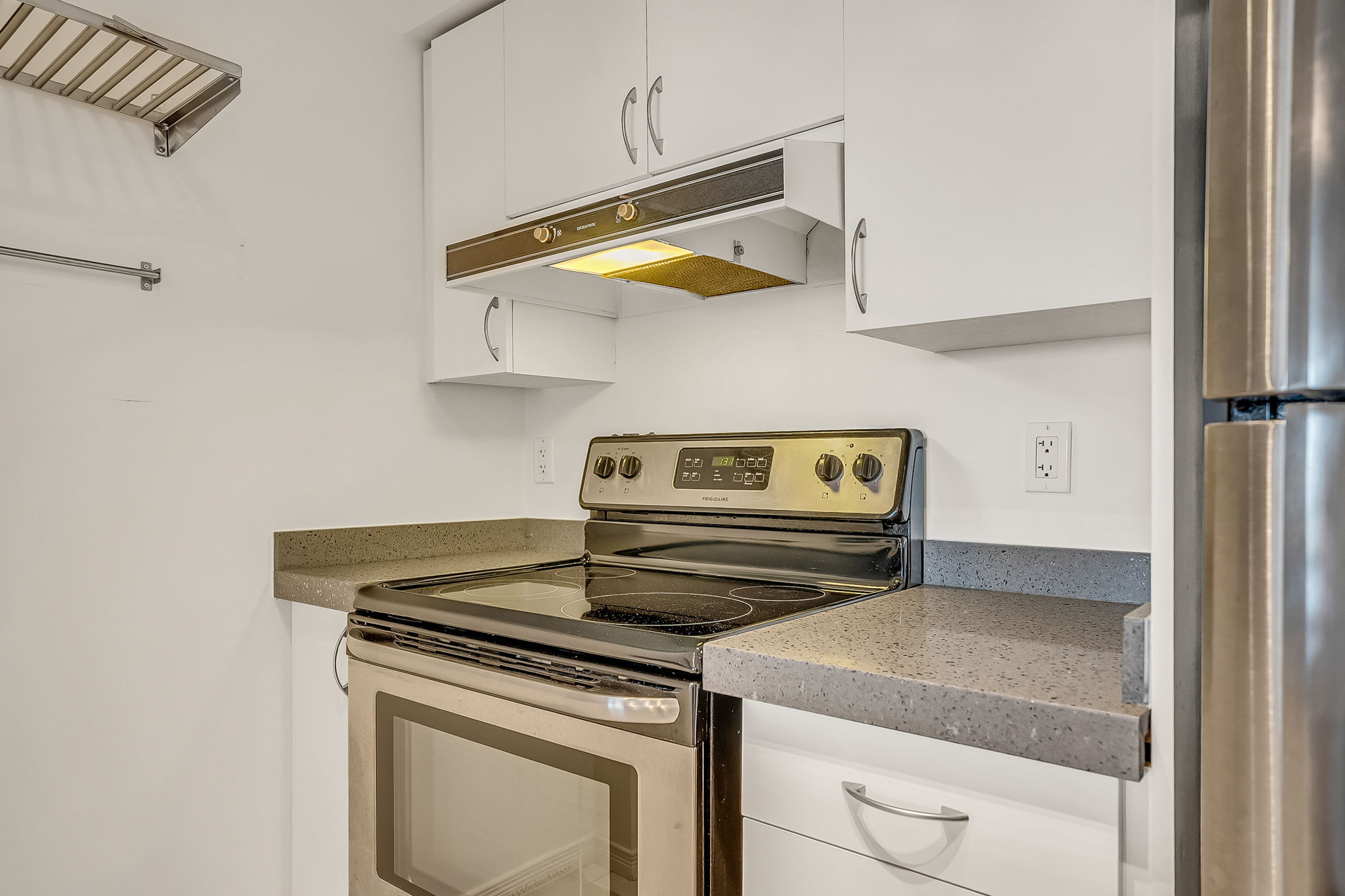 24-kitchen3