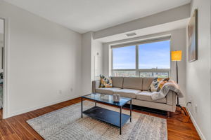15-living room3