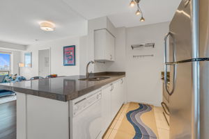 23-kitchen2