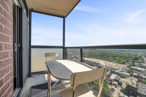 34-balcony1