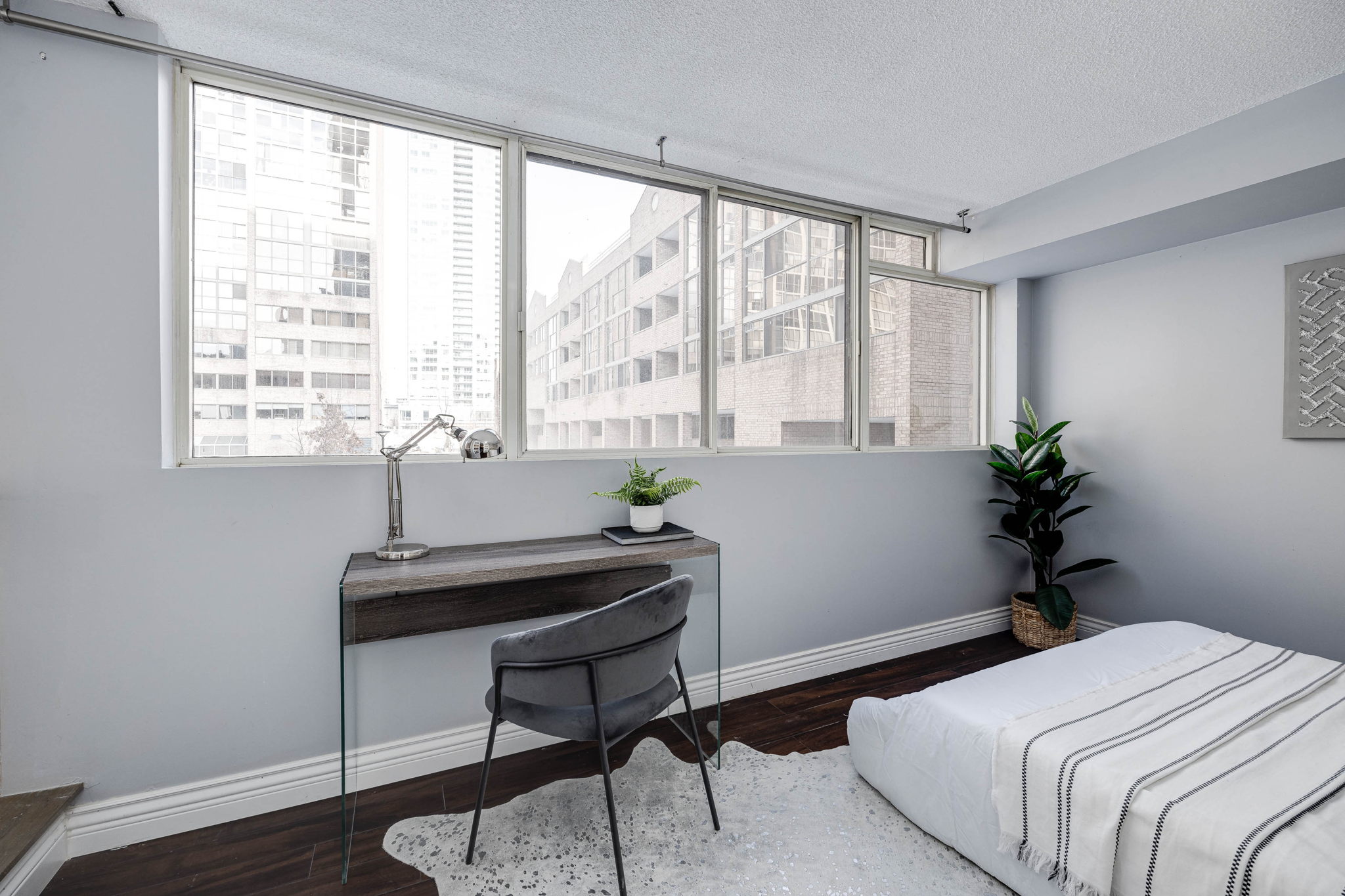Toronto property showcase — delivered property photograph 18