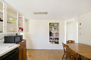 60 Ivy Rd, Weymouth, MA 02190, USA Photo 4