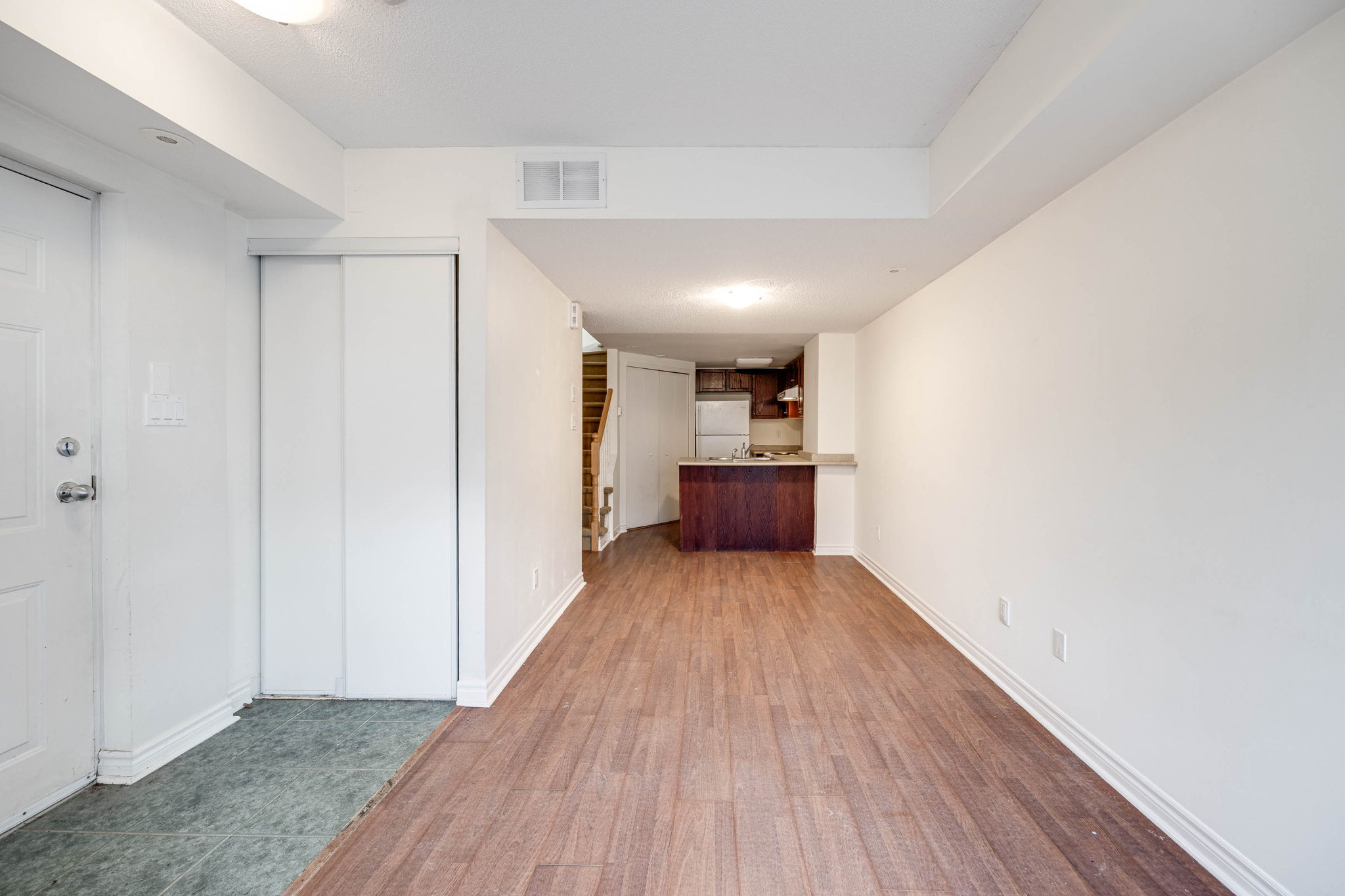 Toronto property showcase — delivered property photograph 3